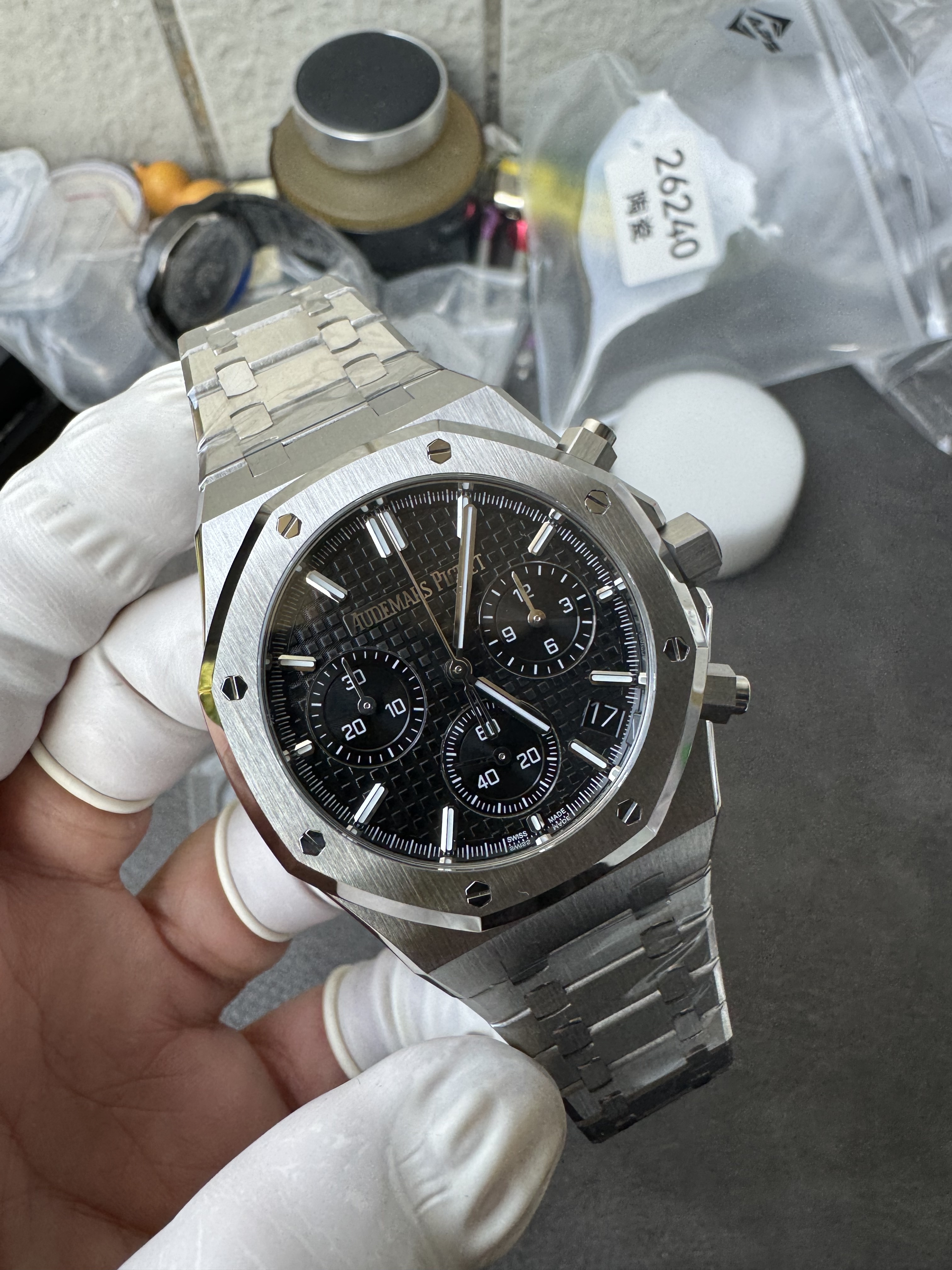 Super Clone Audemars Piguet 1:1 Royal Oak Chronograph 26240ST Watches – 41mm Steel with Black “Grande Tapisserie” Dial