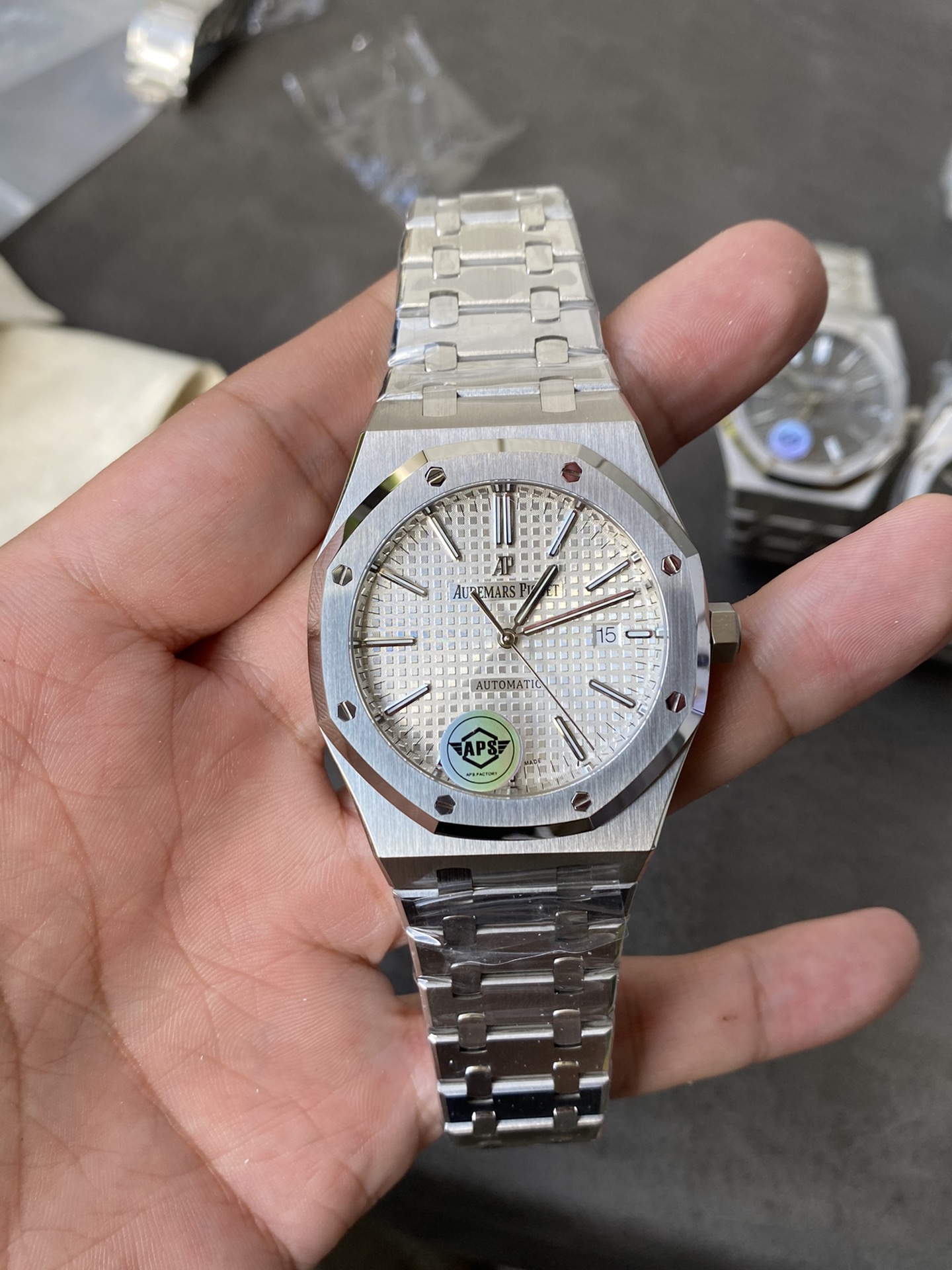 Super Clone Audemars Piguet 1:1 Royal Oak 15400 Watches – 41mm Stainless Steel with CD pattern Dial