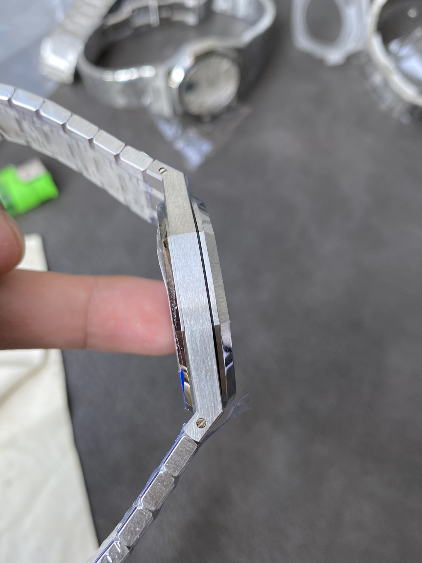 Super Clone Audemars Piguet 1:1 Royal Oak 15400 Watches – 41mm Stainless Steel with Blue Dial