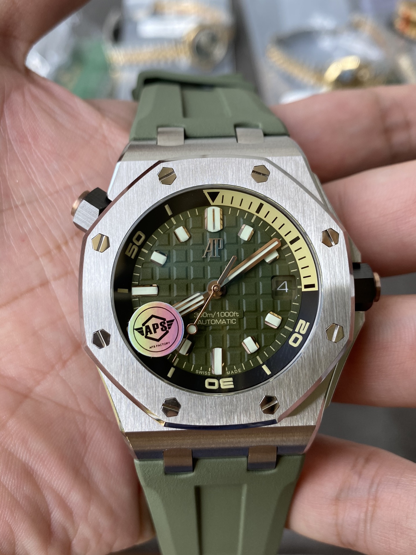 Super Clone Audemars Piguet 1:1 Royal Oak Offshore Diver 15720 Watches – 42mm  Green Dial