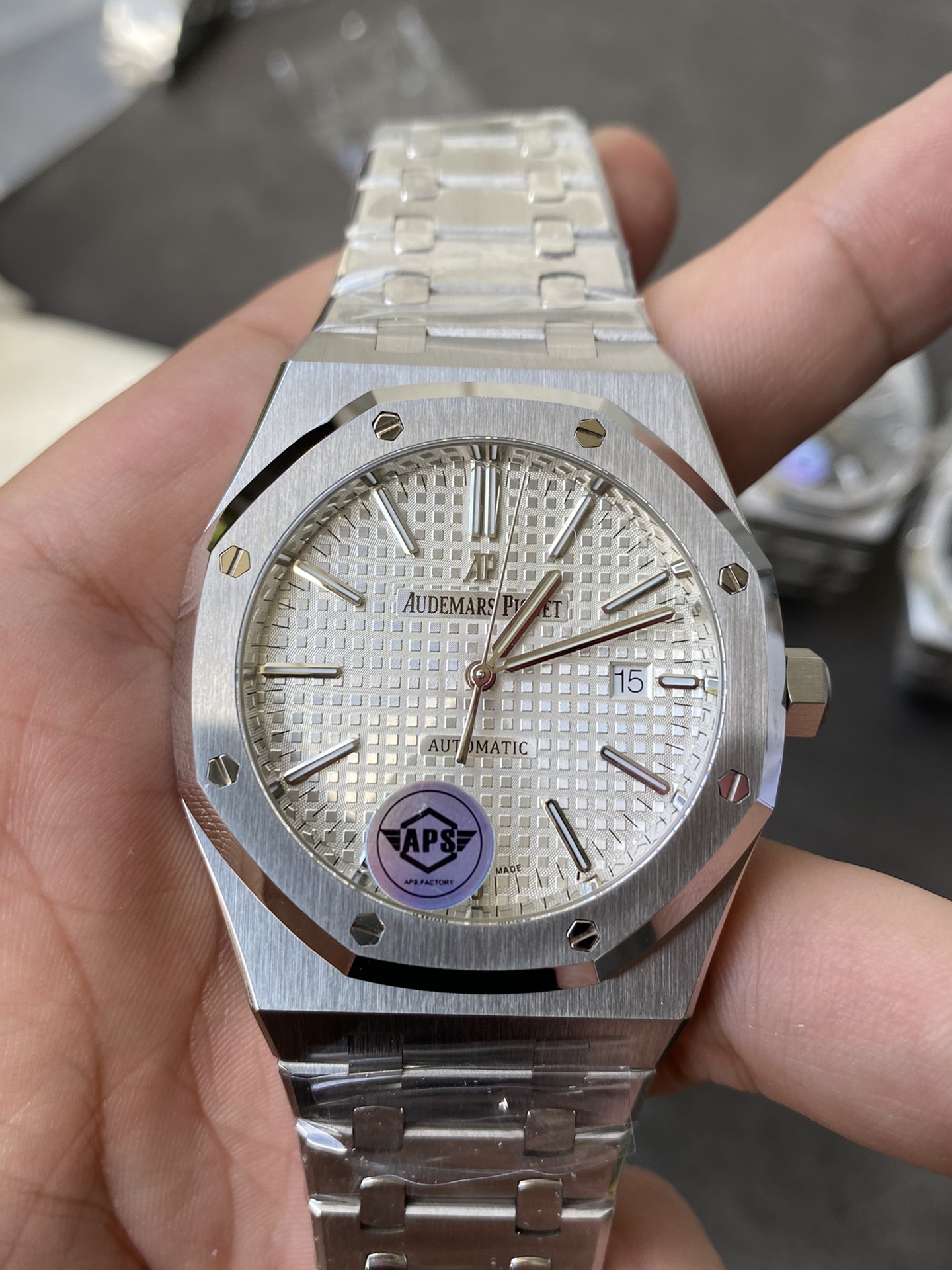 Super Clone Audemars Piguet 1:1 Royal Oak 15400 Watches – 41mm Stainless Steel with CD pattern Dial