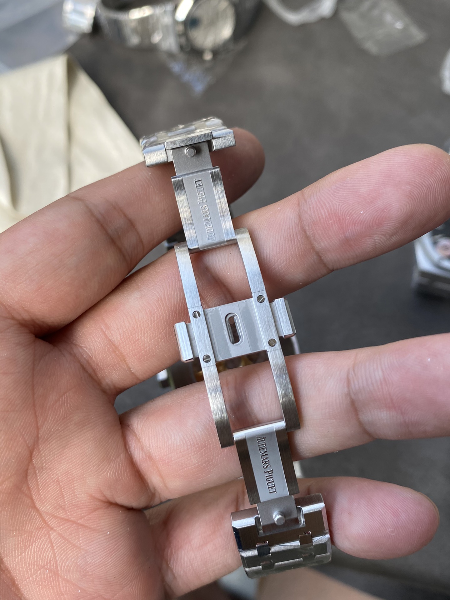 Super Clone Audemars Piguet 1:1 Royal Oak 15400 Watches – 41mm Stainless Steel with Grey Dial