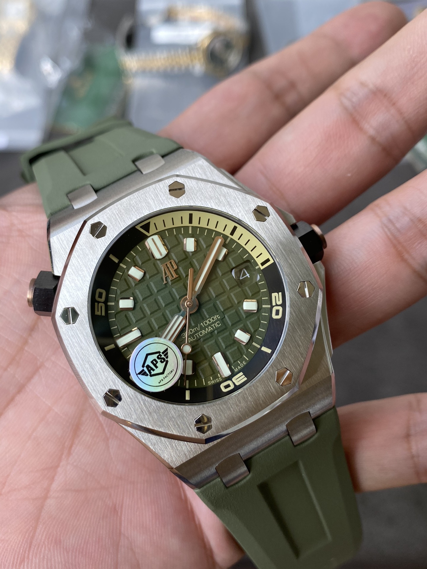 Super Clone Audemars Piguet 1:1 Royal Oak Offshore Diver 15720 Watches – 42mm  Green Dial