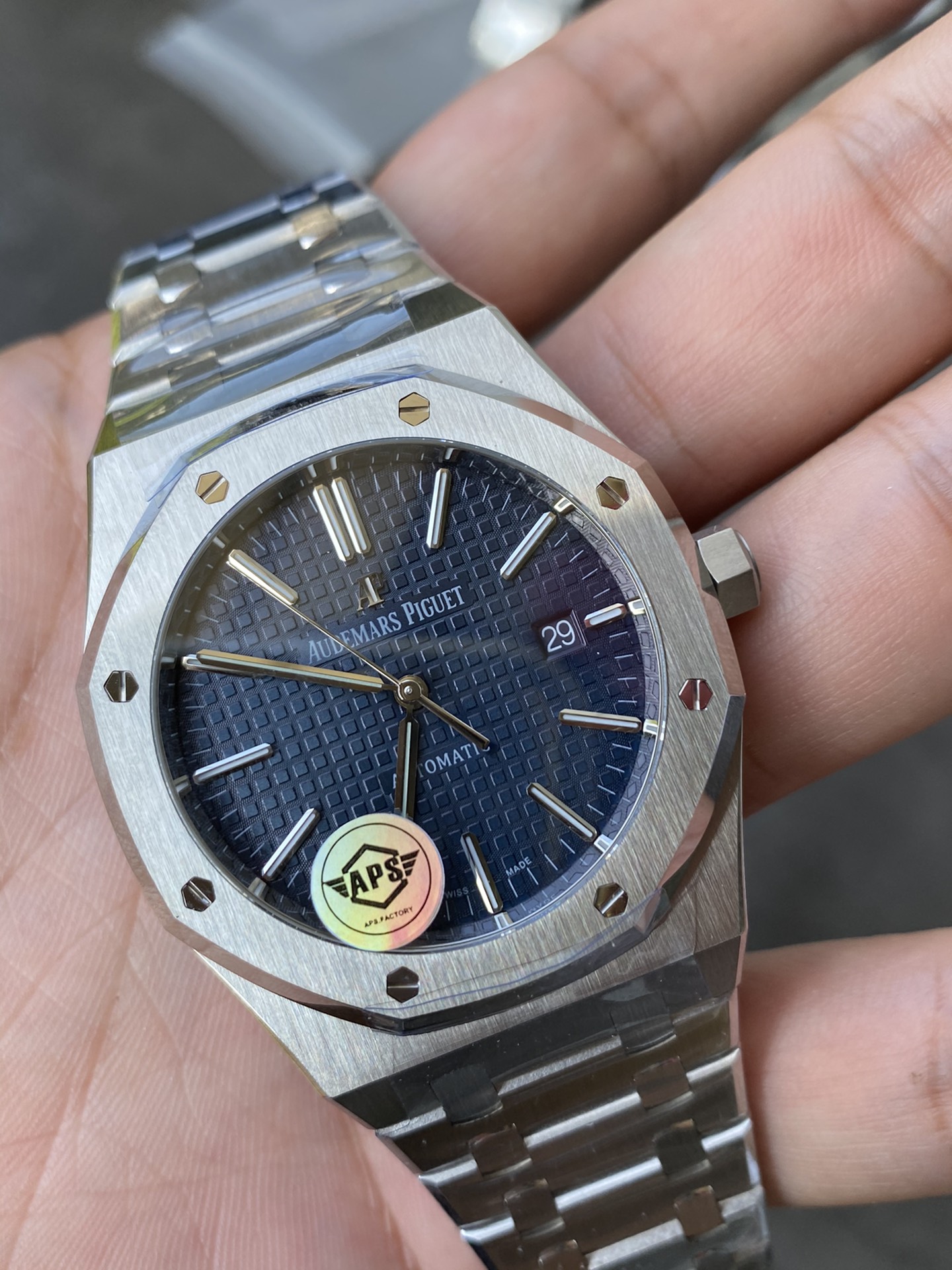 Super Clone Audemars Piguet 1:1 Royal Oak 15400 Watches – 41mm Stainless Steel with Blue Dial