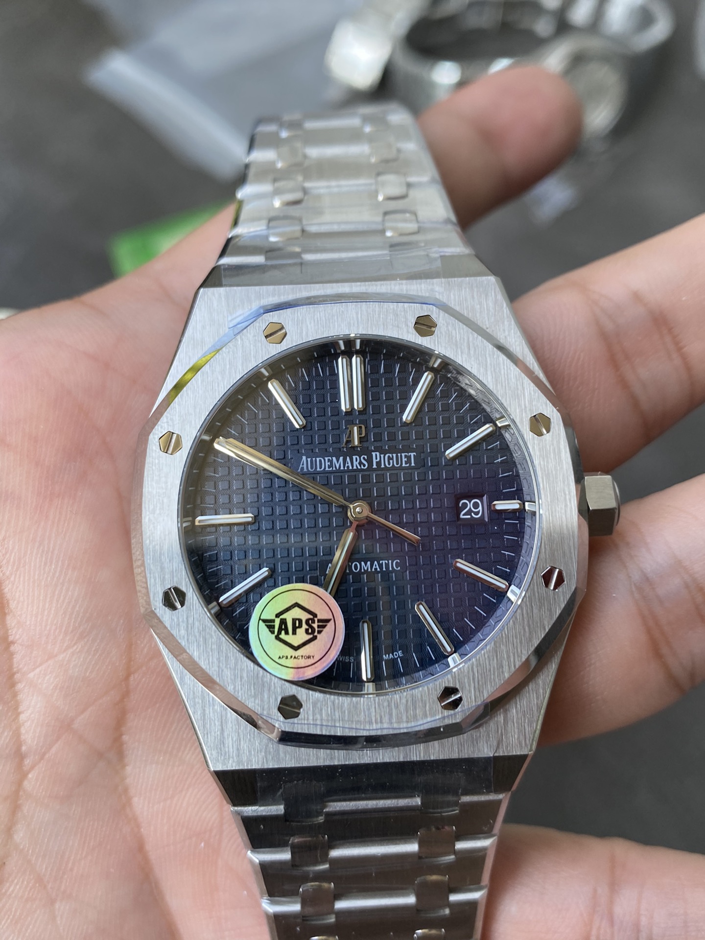 Super Clone Audemars Piguet 1:1 Royal Oak 15400 Watches – 41mm Stainless Steel with Blue Dial