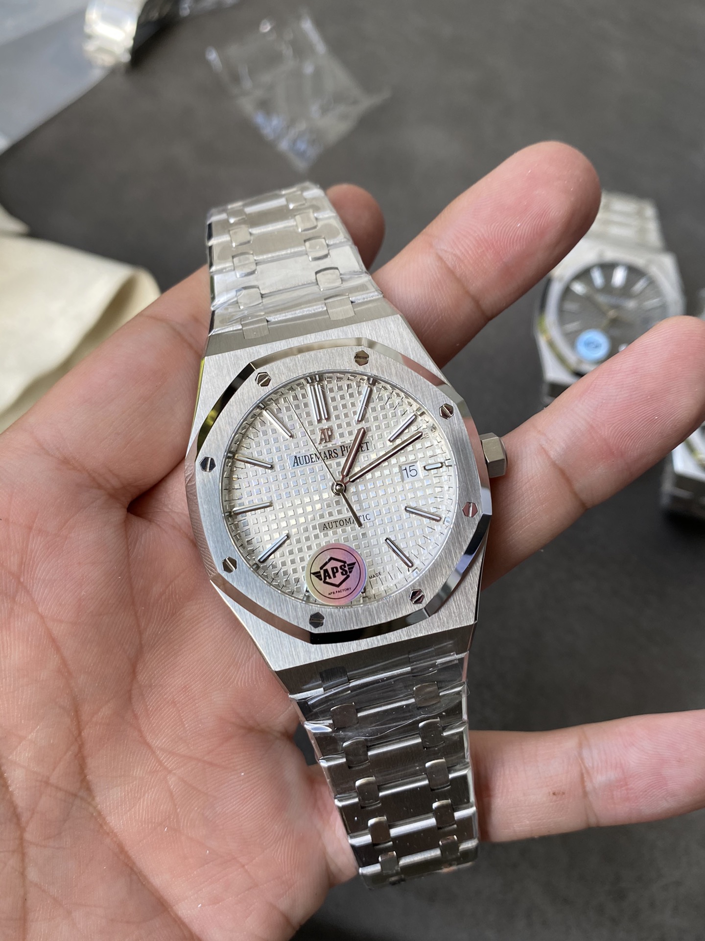 Super Clone Audemars Piguet 1:1 Royal Oak 15400 Watches – 41mm Stainless Steel with CD pattern Dial