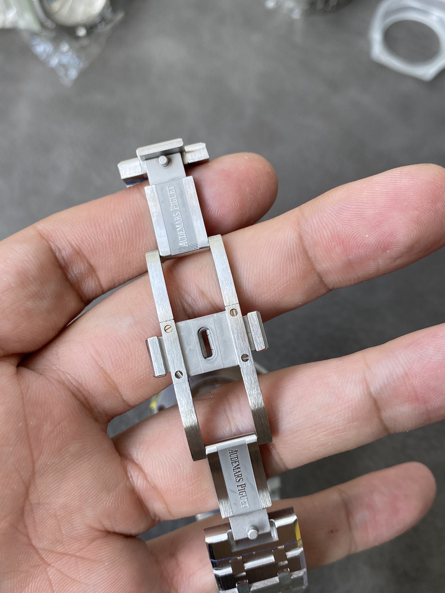 Super Clone Audemars Piguet 1:1 Royal Oak 15400 Watches – 41mm Stainless Steel with Blue Dial