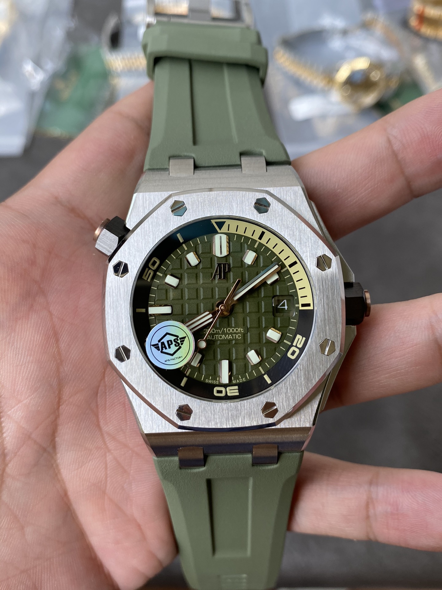 Super Clone Audemars Piguet 1:1 Royal Oak Offshore Diver 15720 Watches – 42mm  Green Dial