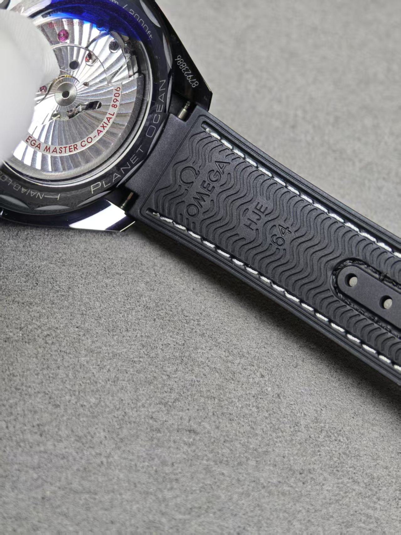 Super Clone 1:1 Omega Seamaster Planet Ocean GMT “Deep Black” Ceramic – 600M Diver / Dual Time / Rubber Strap