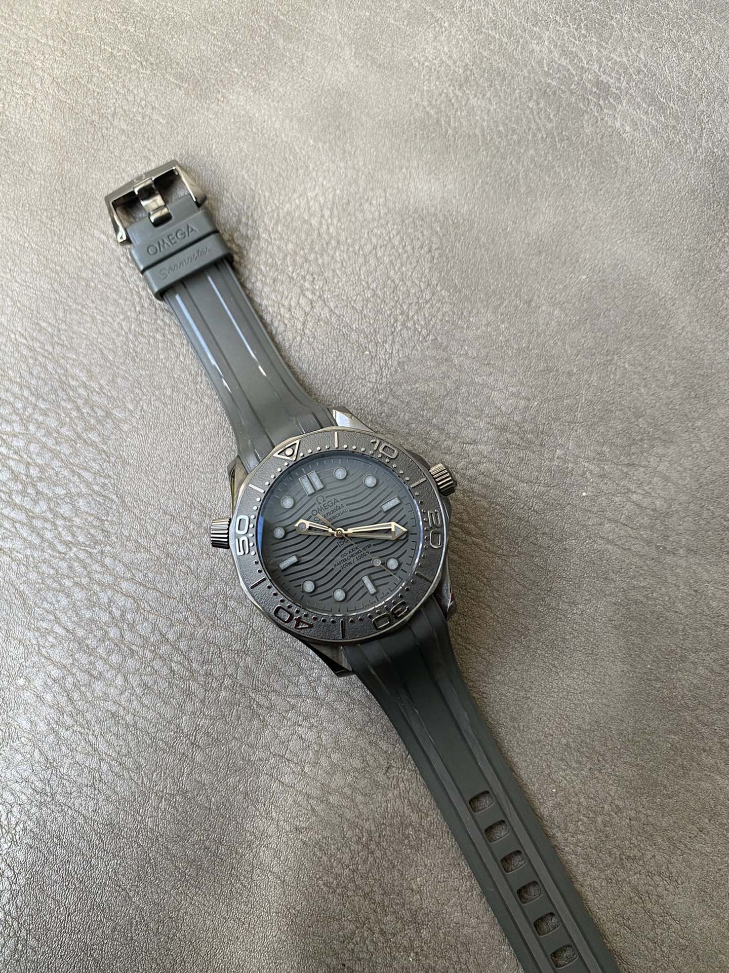 Super Clone 1:1 Omega Seamaster Diver 300M 