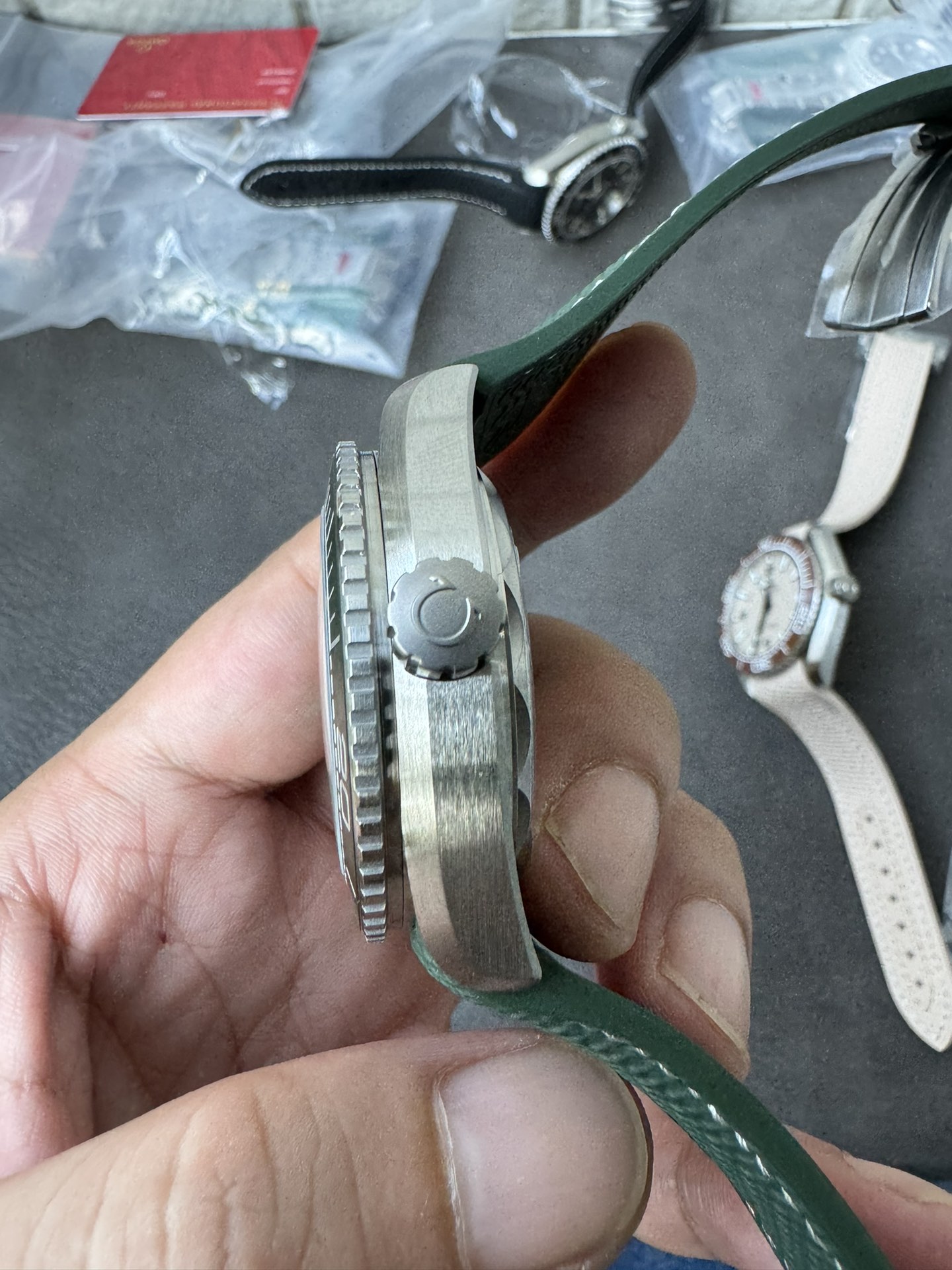 Super Clone 1:1 Omega Seamaster Planet Ocean 600M Green Bezel Silver Dial Diver Watch