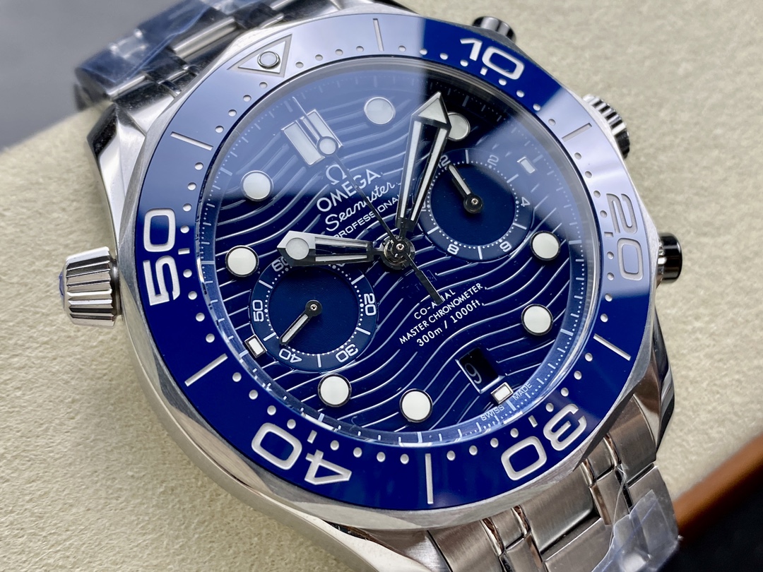 Super Clone 1:1 Omega Seamaster 300M Chronograph Blue Dial Stainless Steel Bracelet