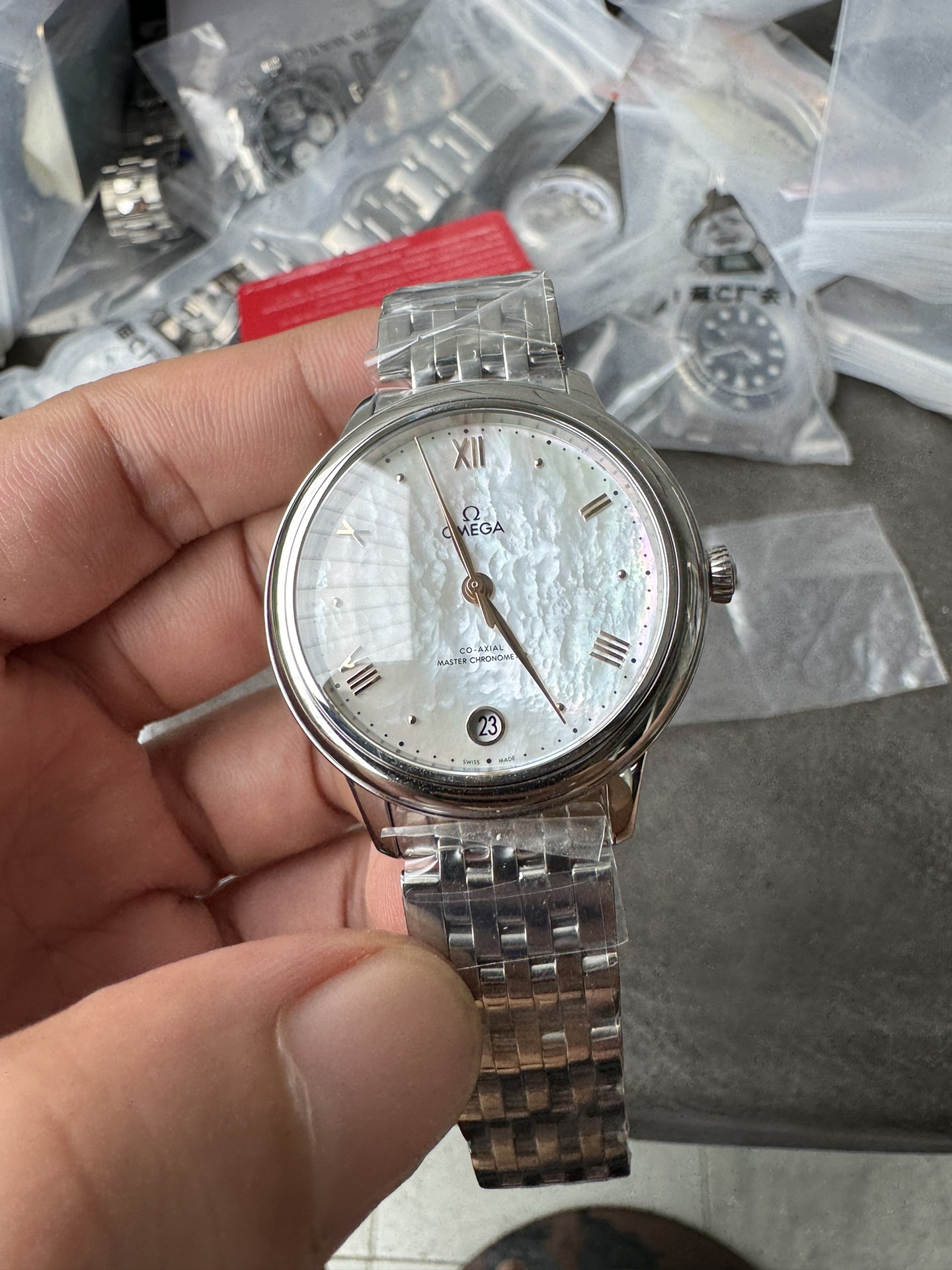 Super Clone 1:1 Omega De Ville Ladies Co-Axial Master Chronometer – MOP Dial Stainless Steel Watch