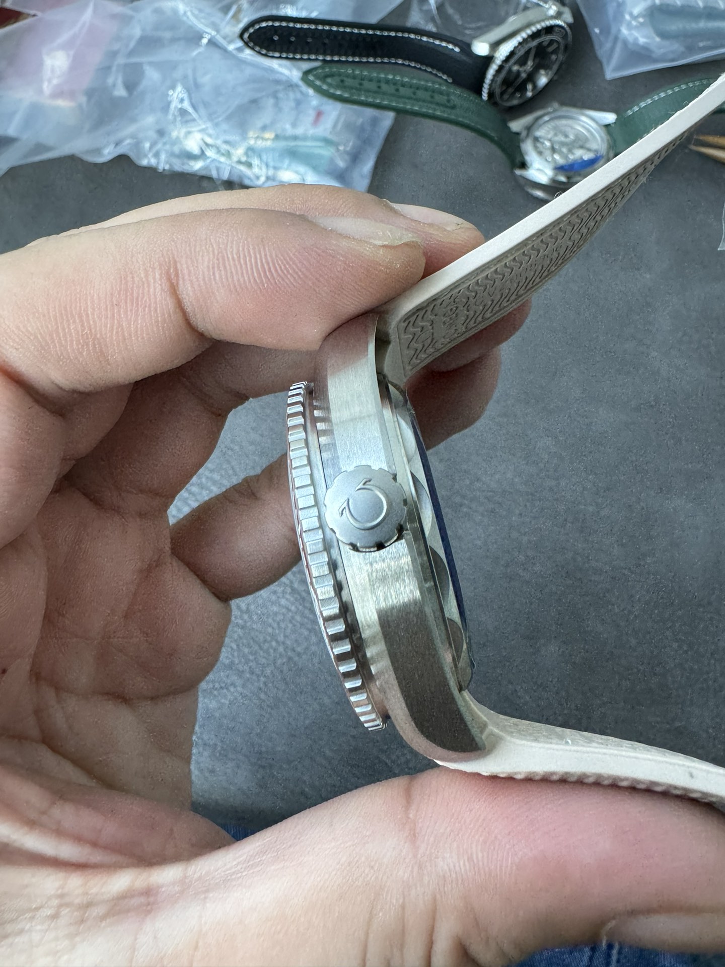 Super Clone 1:1 Omega Seamaster Planet Ocean 600M Cream Pink Dial Brown Ceramic Bezel Ladies Watch