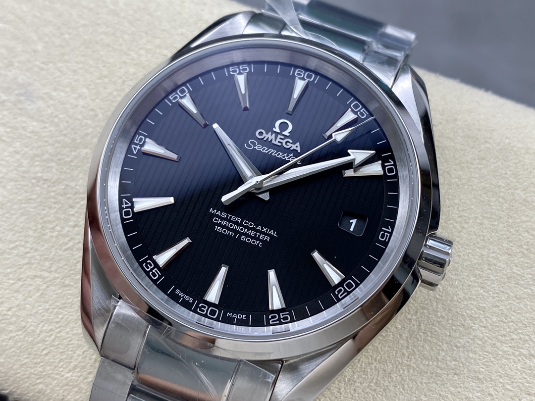 Super Clone 1:1 Omega Seamaster Aqua Terra 150M Black Dial Stainless Steel Bracelet
