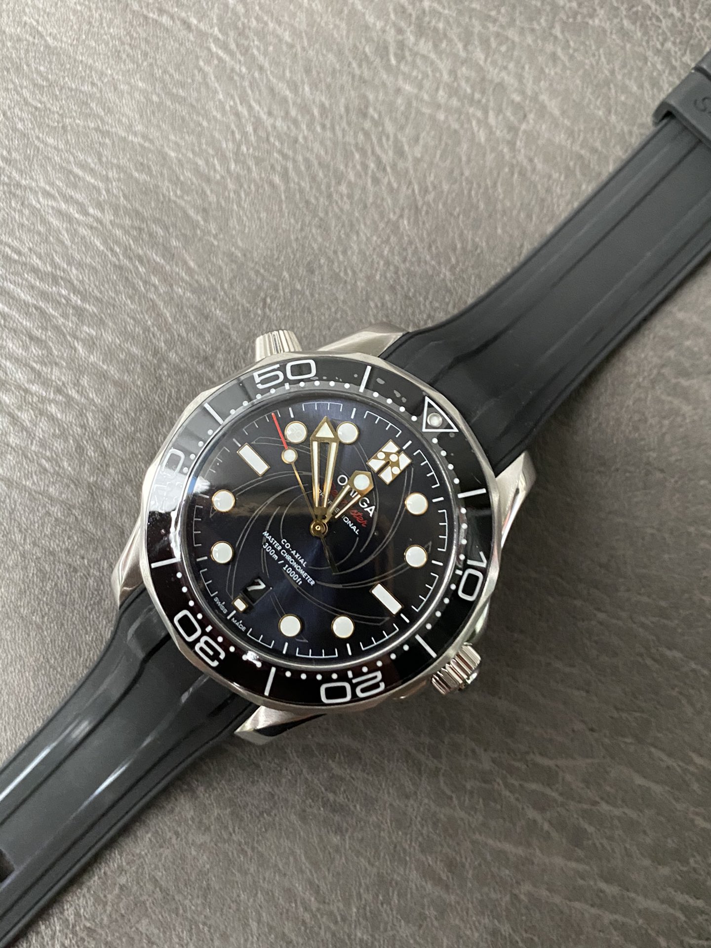 Super Clone 1:1 Omega Seamaster Diver 300M 