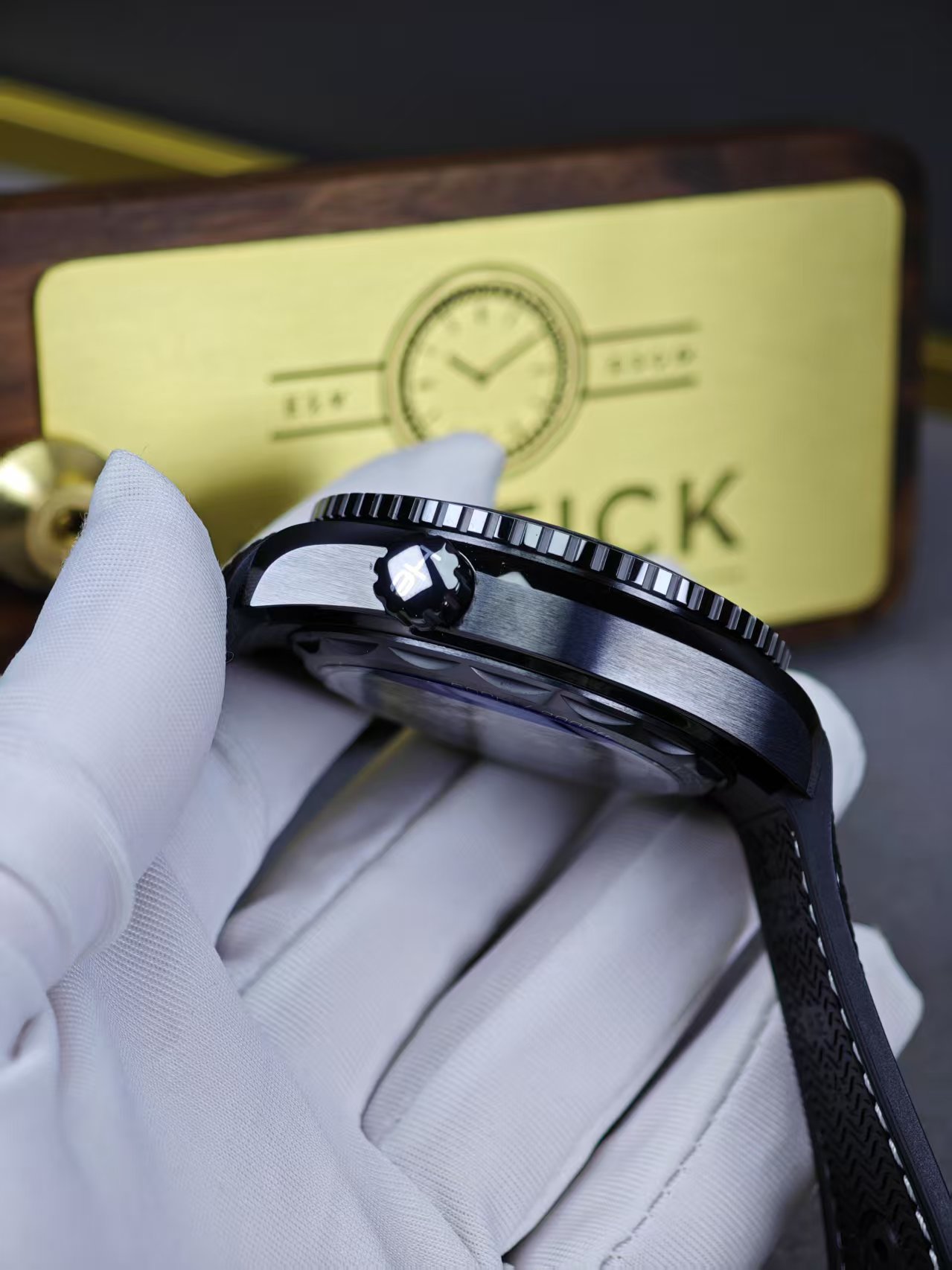 Super Clone 1:1 Omega Seamaster Planet Ocean GMT “Deep Black” Ceramic – 600M Diver / Dual Time / Rubber Strap