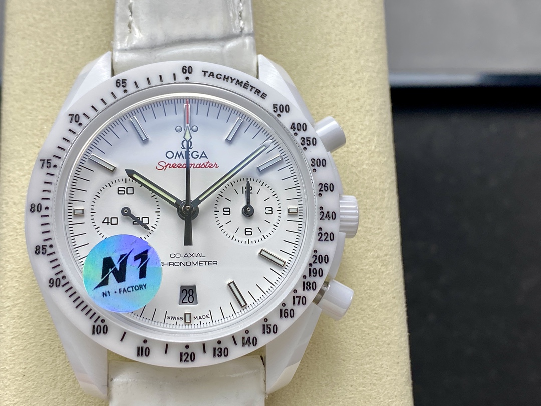 Super Clone 1:1 Omega Speedmaster White Ceramic Chronograph Watch