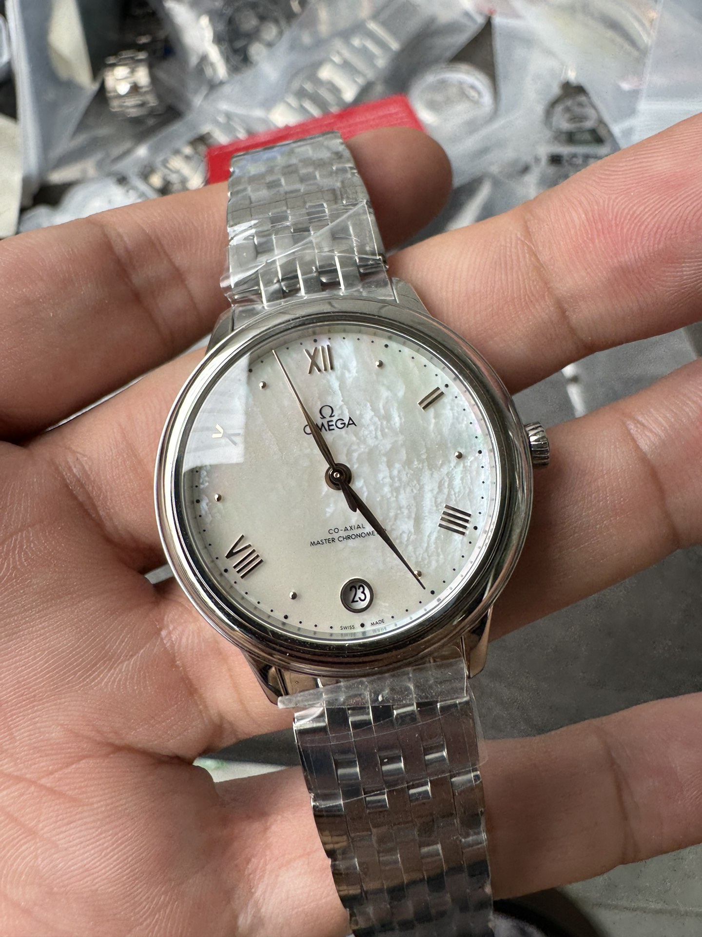 Super Clone 1:1 Omega De Ville Ladies Co-Axial Master Chronometer – MOP Dial Stainless Steel Watch