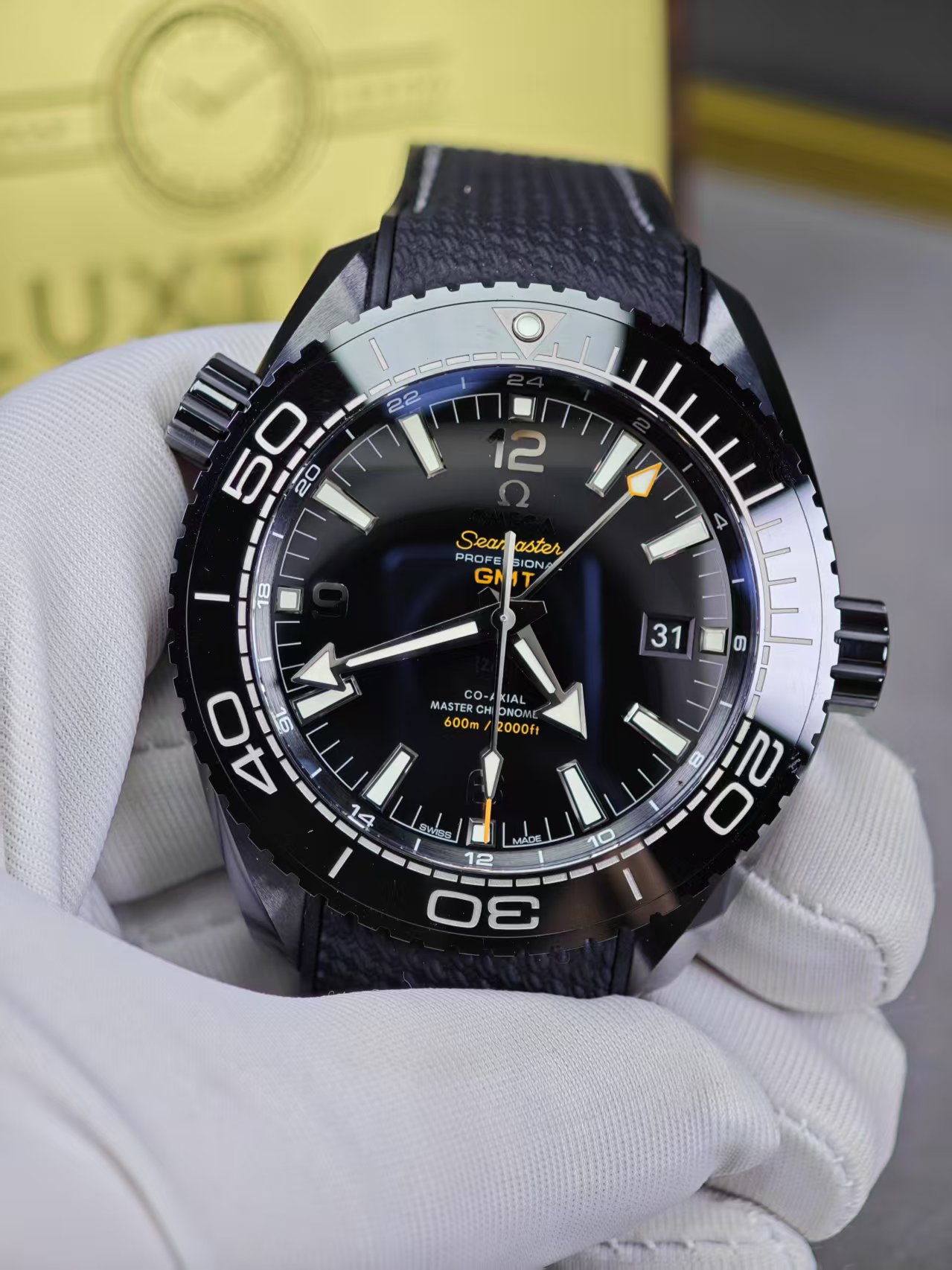 Super Clone 1:1 Omega Seamaster Planet Ocean GMT “Deep Black” Ceramic – 600M Diver / Dual Time / Rubber Strap