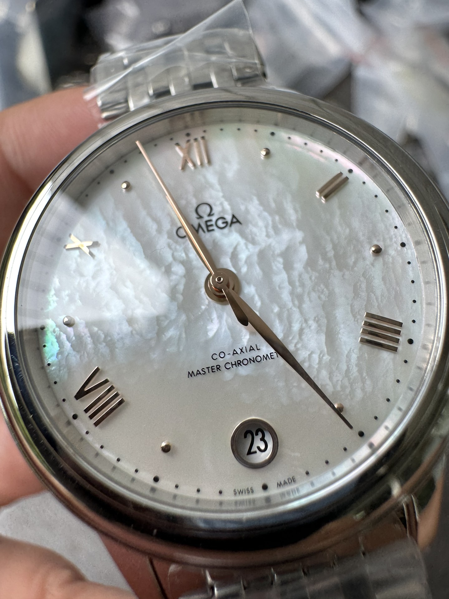 Super Clone 1:1 Omega De Ville Ladies Co-Axial Master Chronometer – MOP Dial Stainless Steel Watch