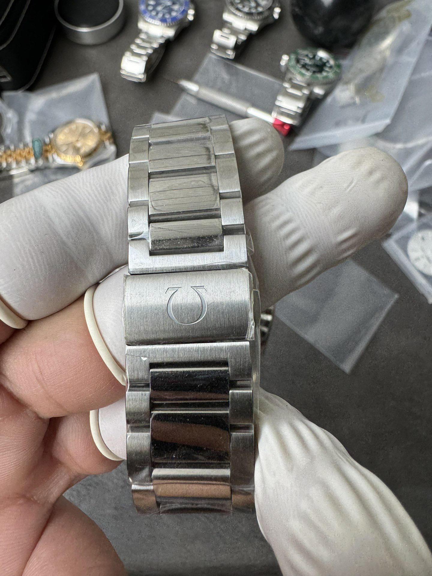 Super Clone 1:1 Omega Seamaster Aqua Terra 15000 Gauss Black Dial – Anti-Magnetic Watch