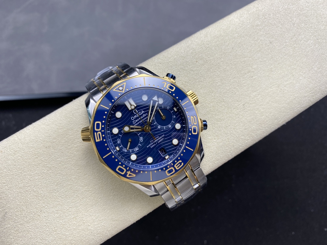 Super Clone 1:1 Omega Seamaster 300M Chronograph Blue Dial Gold Bezel Two-Tone Bracelet