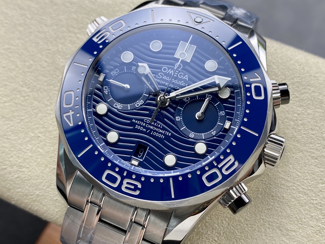 Super Clone 1:1 Omega Seamaster 300M Chronograph Blue Dial Stainless Steel Bracelet