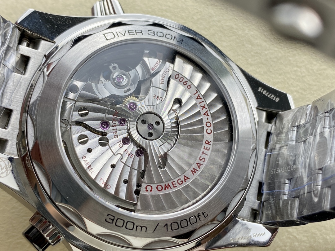 Super Clone 1:1 Omega Seamaster 300M Chronograph Black Dial & Bezel – Steel Bracelet