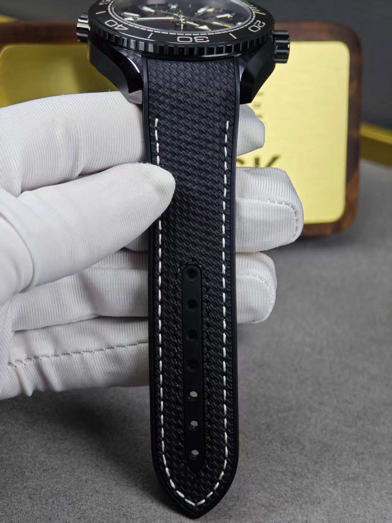 Super Clone 1:1 Omega Seamaster Planet Ocean GMT “Deep Black” Ceramic – 600M Diver / Dual Time / Rubber Strap