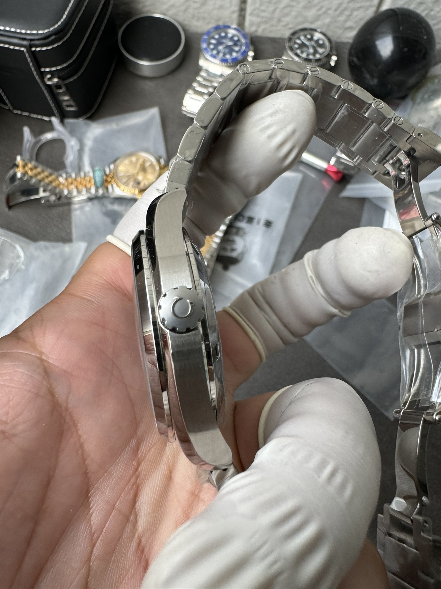 Super Clone 1:1 Omega Seamaster Aqua Terra 15000 Gauss Black Dial – Anti-Magnetic Watch