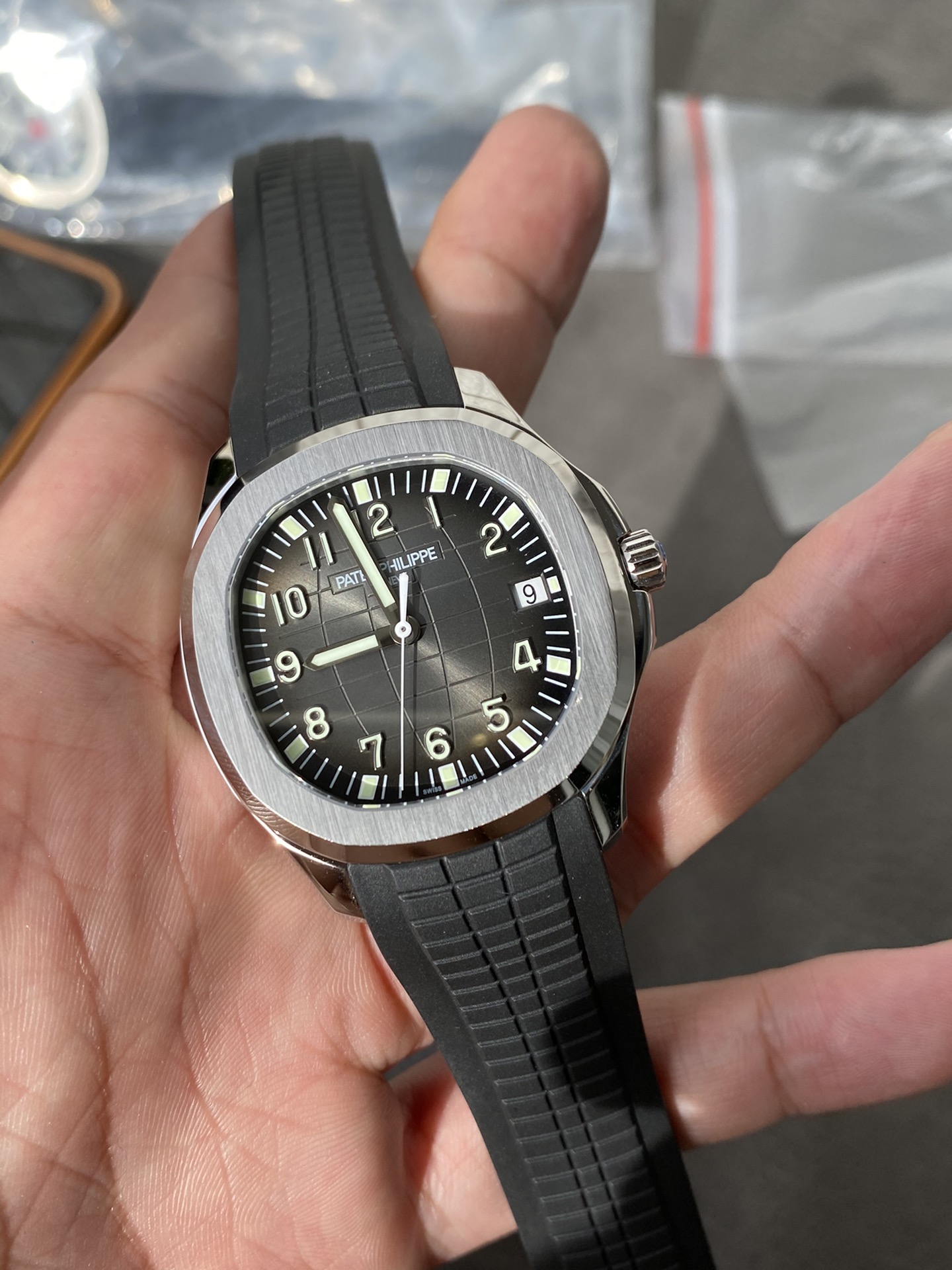 Super Clone 1:1 Patek Philippe Aquanaut Black Dial – Stainless Steel Case / Black Rubber Strap