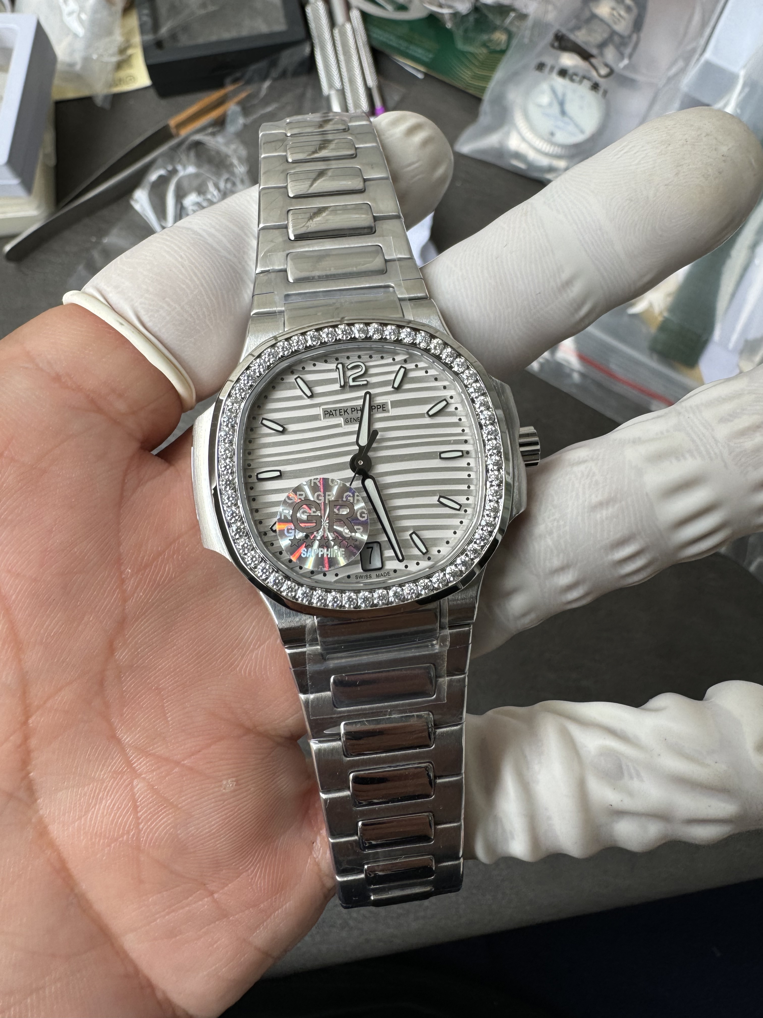 Super Clone 1:1 Patek Philippe Nautilus 7118 Diamond Bezel - White Dial