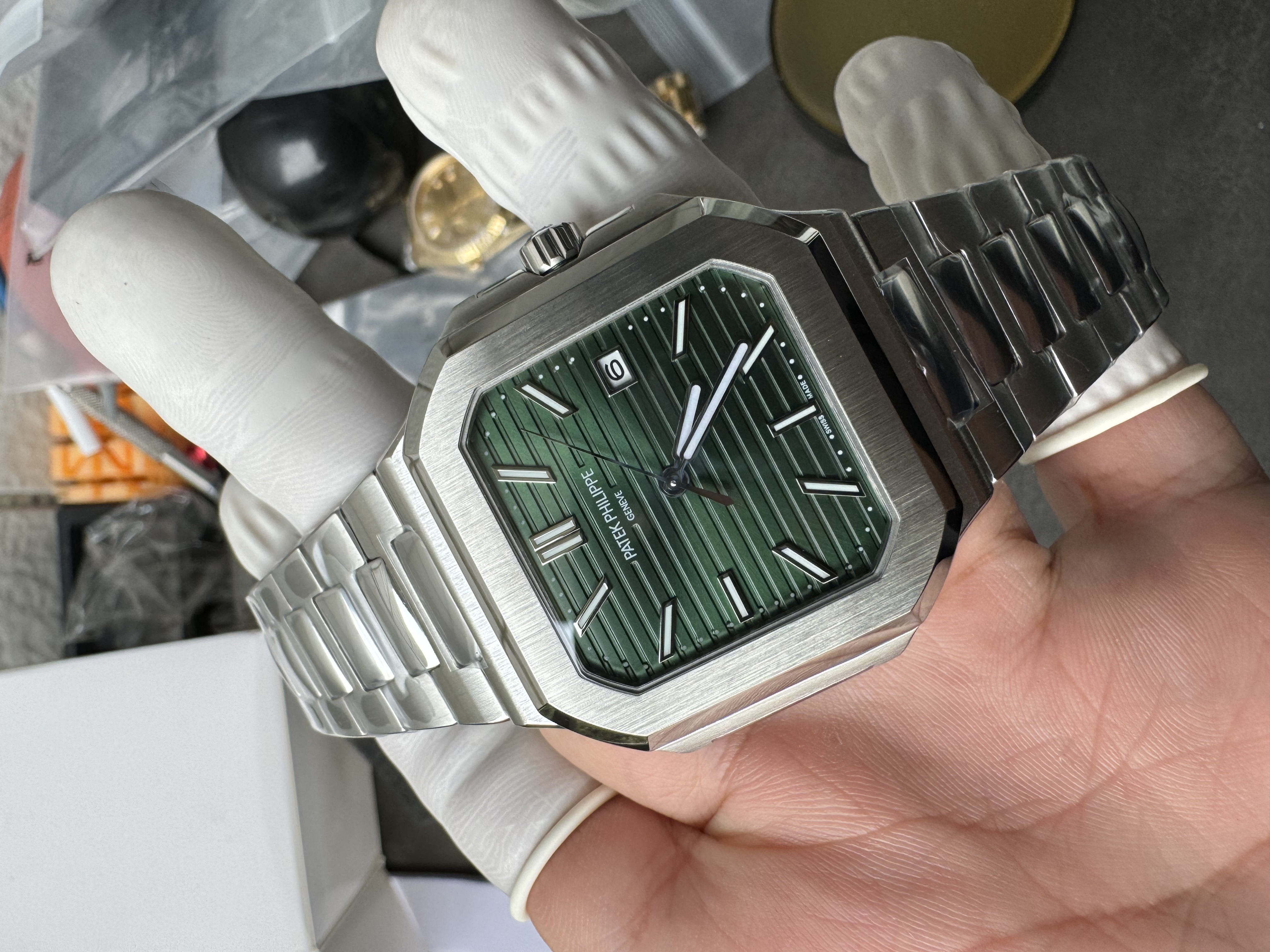 Super Clone 1:1 Patek Philippe 5821 Green Dial / Full Stainless Steel Bracelet / Date Display
