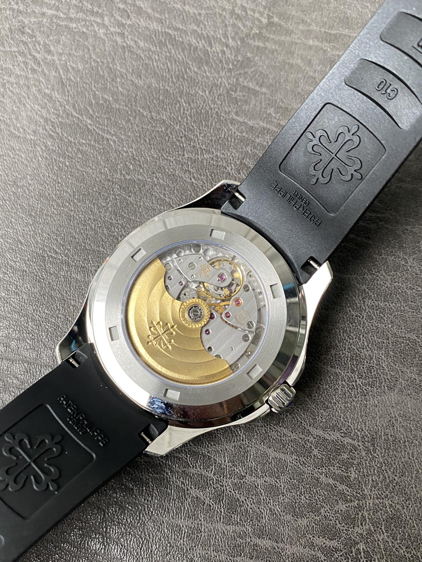 Super Clone 1:1 Patek Philippe Aquanaut Black Dial – Stainless Steel Case / Black Rubber Strap