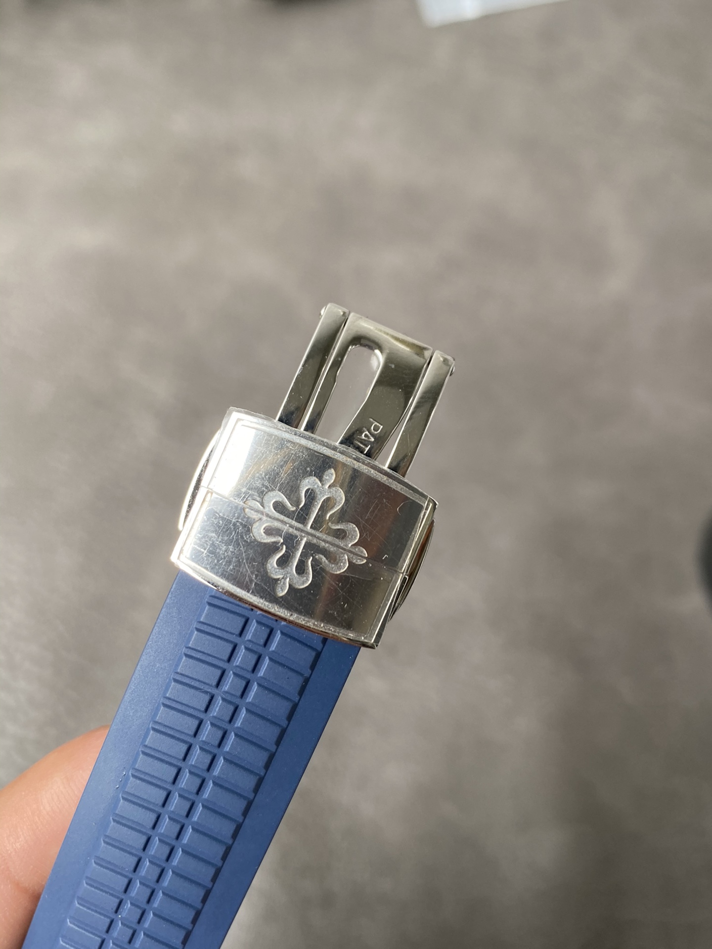 Super Clone 1:1 Patek Philippe Aquanaut 5168G – Blue Dial / Blue Rubber Strap