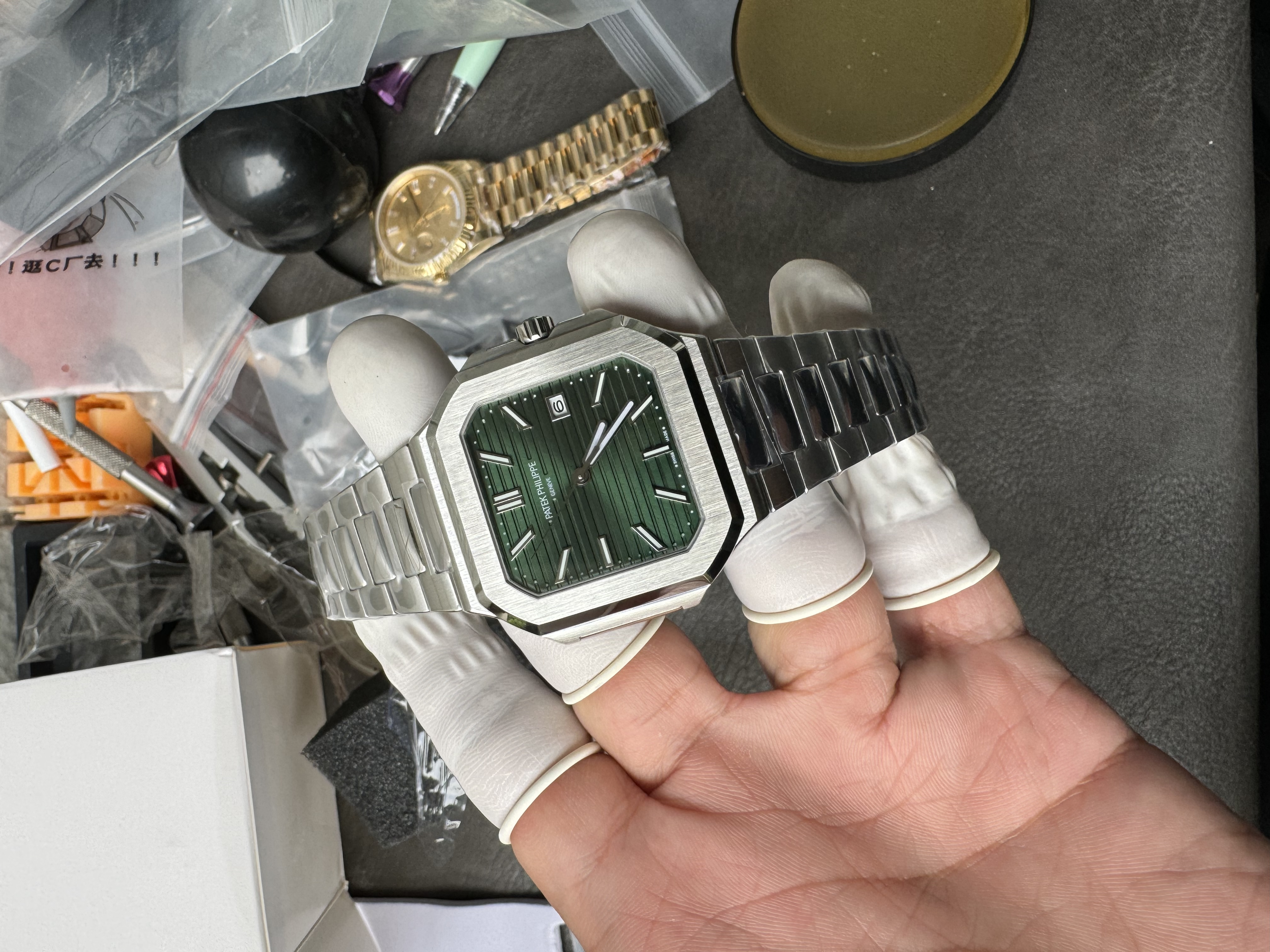 Super Clone 1:1 Patek Philippe 5821 Green Dial / Full Stainless Steel Bracelet / Date Display