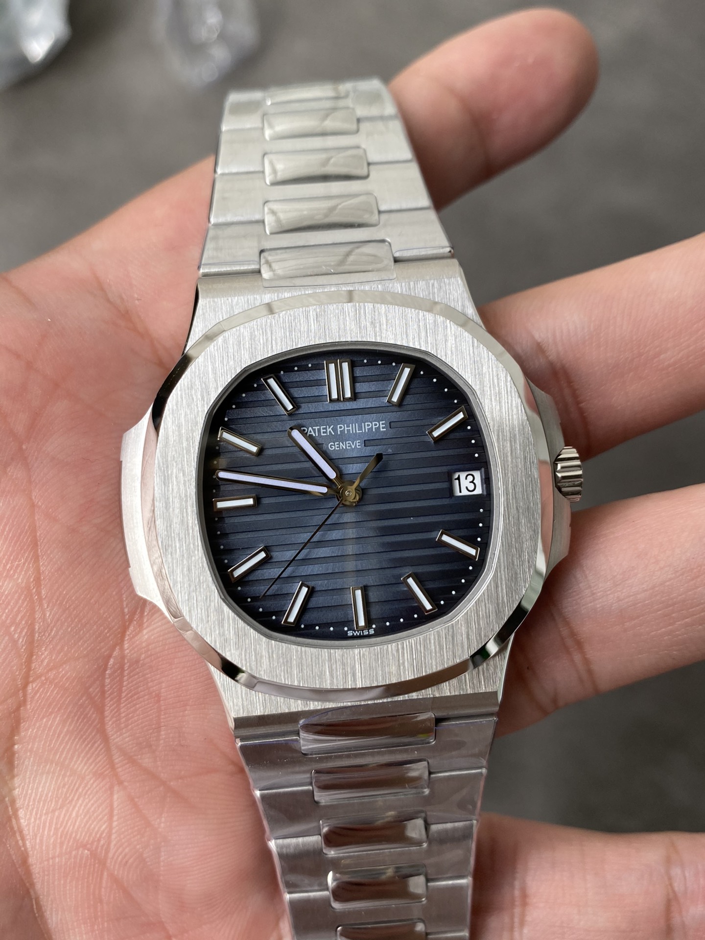 Super Clone 1:1 Patek Philippe Nautilus 5711/1A – Blue Dial / Full Stainless Steel
