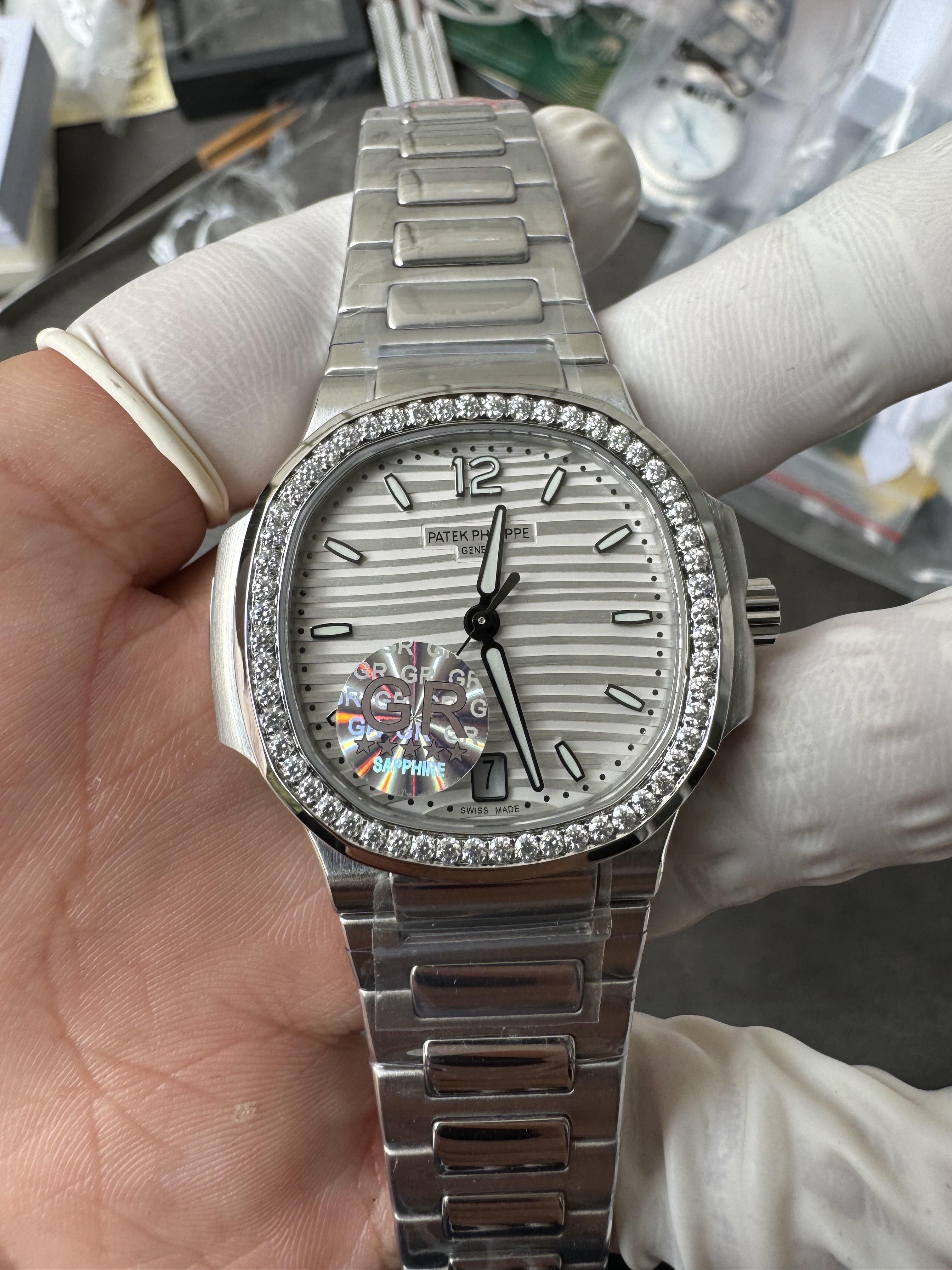 Super Clone 1:1 Patek Philippe Nautilus 7118 Diamond Bezel - White Dial