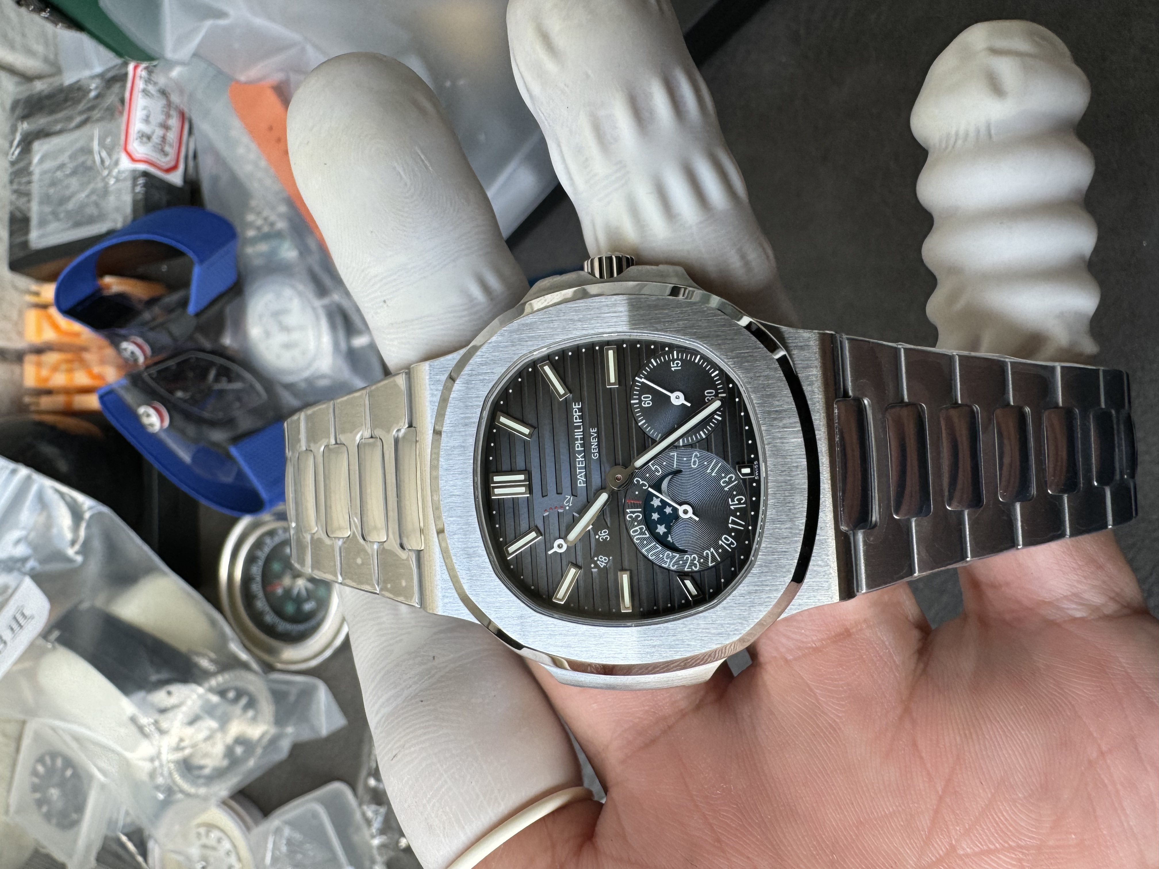 Super Clone 1:1 Patek Philippe Nautilus 5712 Moonphase Annual Calendar