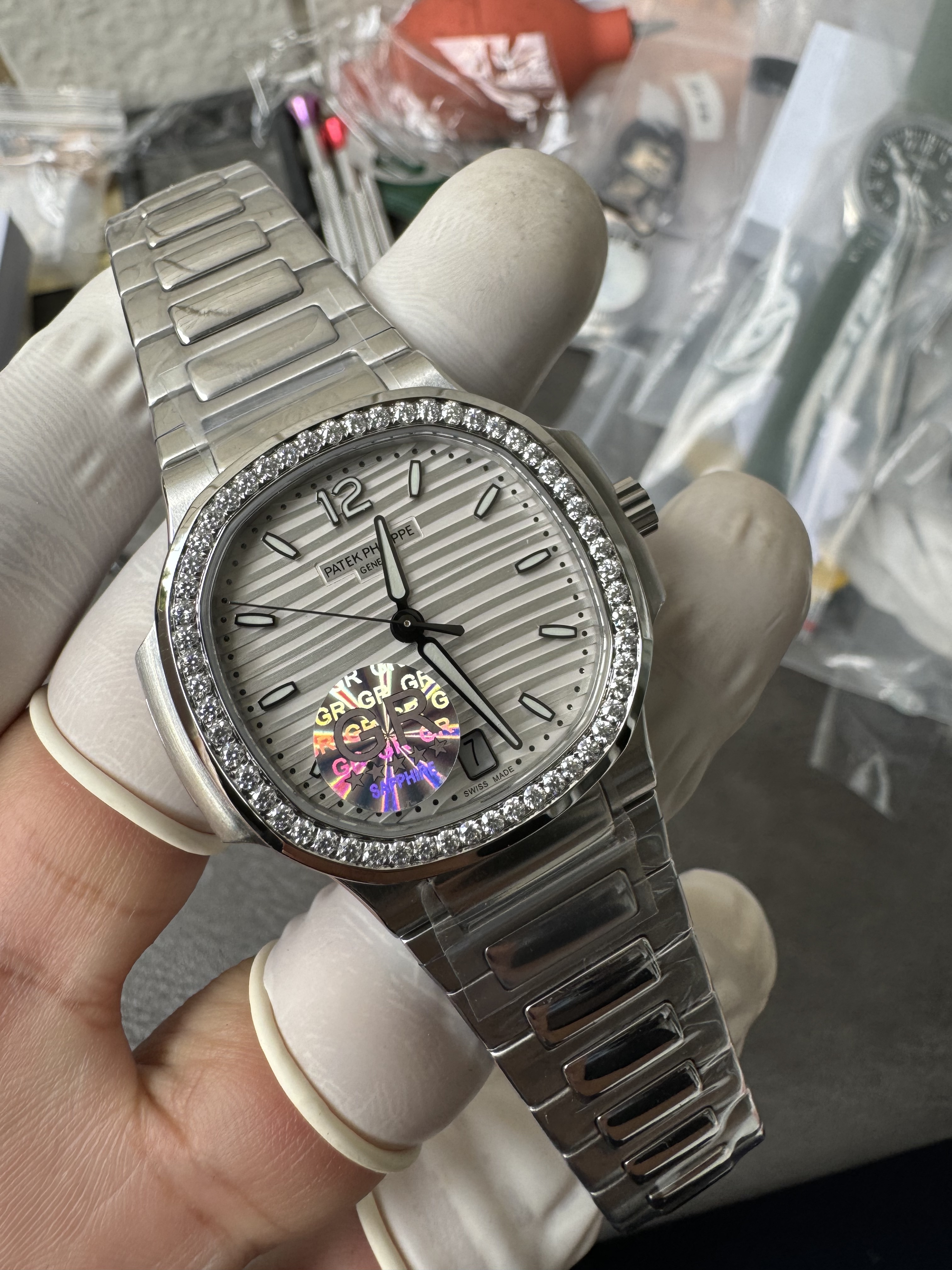 Super Clone 1:1 Patek Philippe Nautilus 7118 Diamond Bezel - White Dial