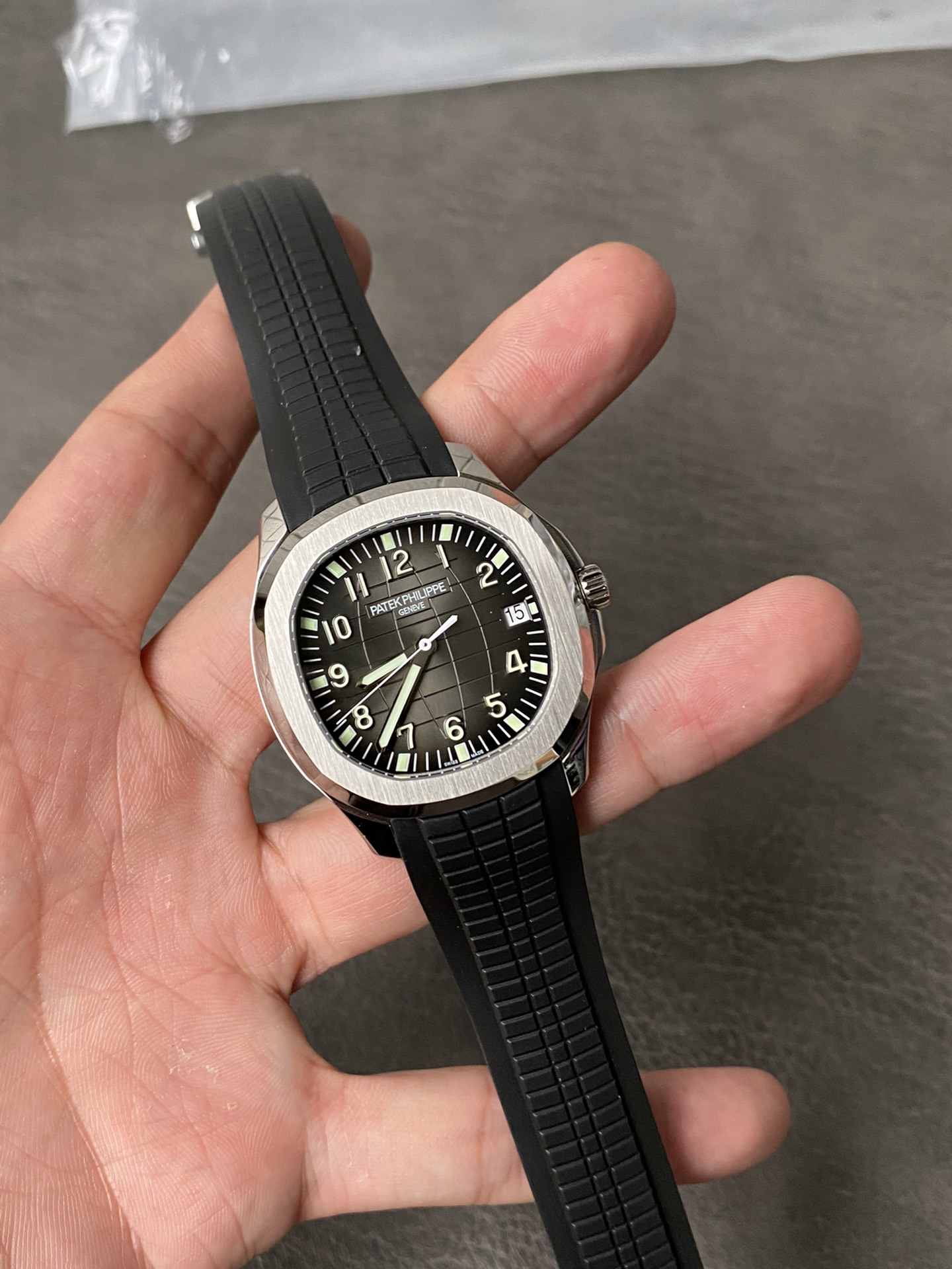 Super Clone 1:1 Patek Philippe Aquanaut Black Dial – Stainless Steel Case / Black Rubber Strap