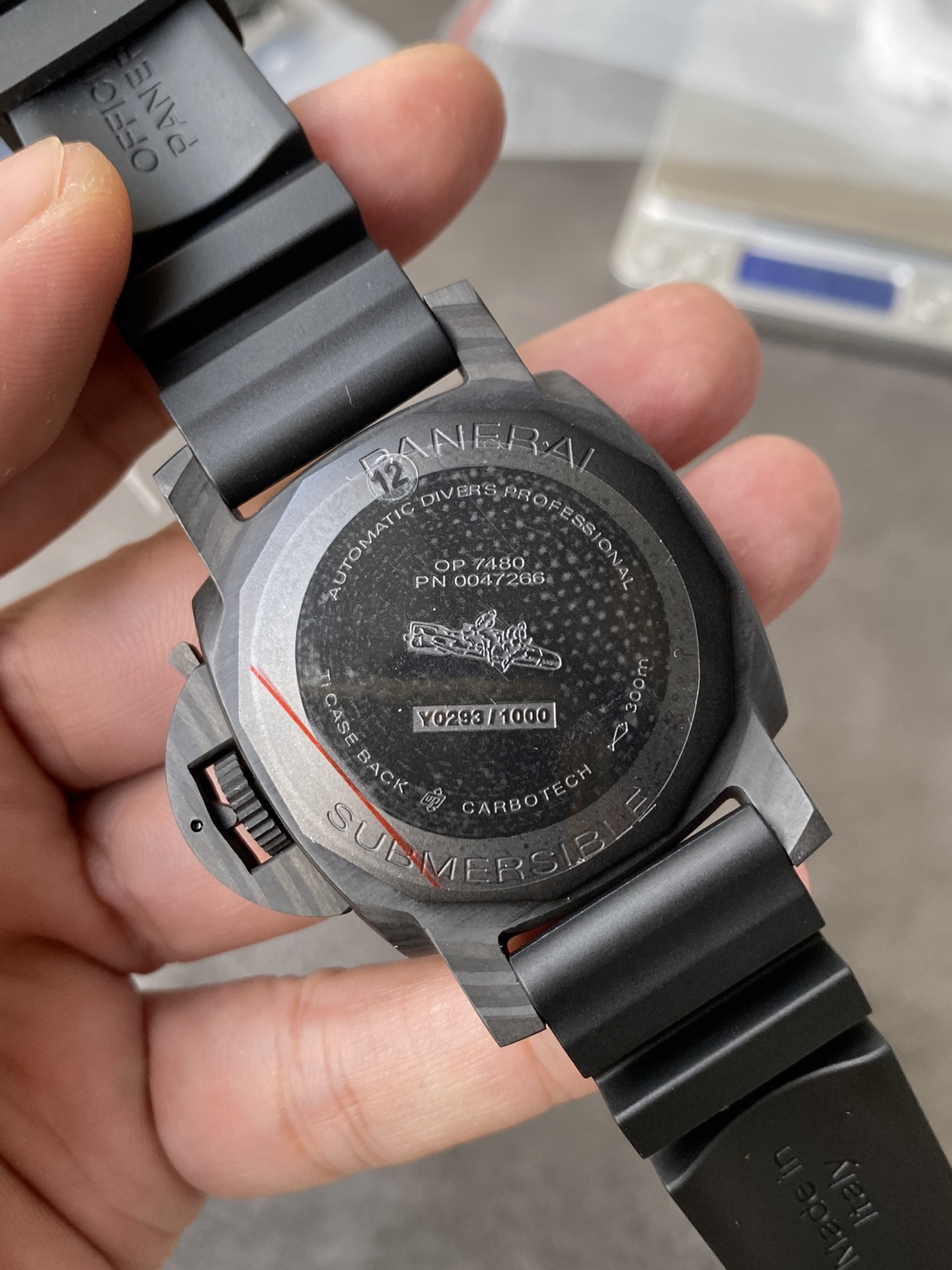 Super Clone 1:1 Panerai Submersible PAM2231 – Carbotech Bezel / Black Rubber Strap