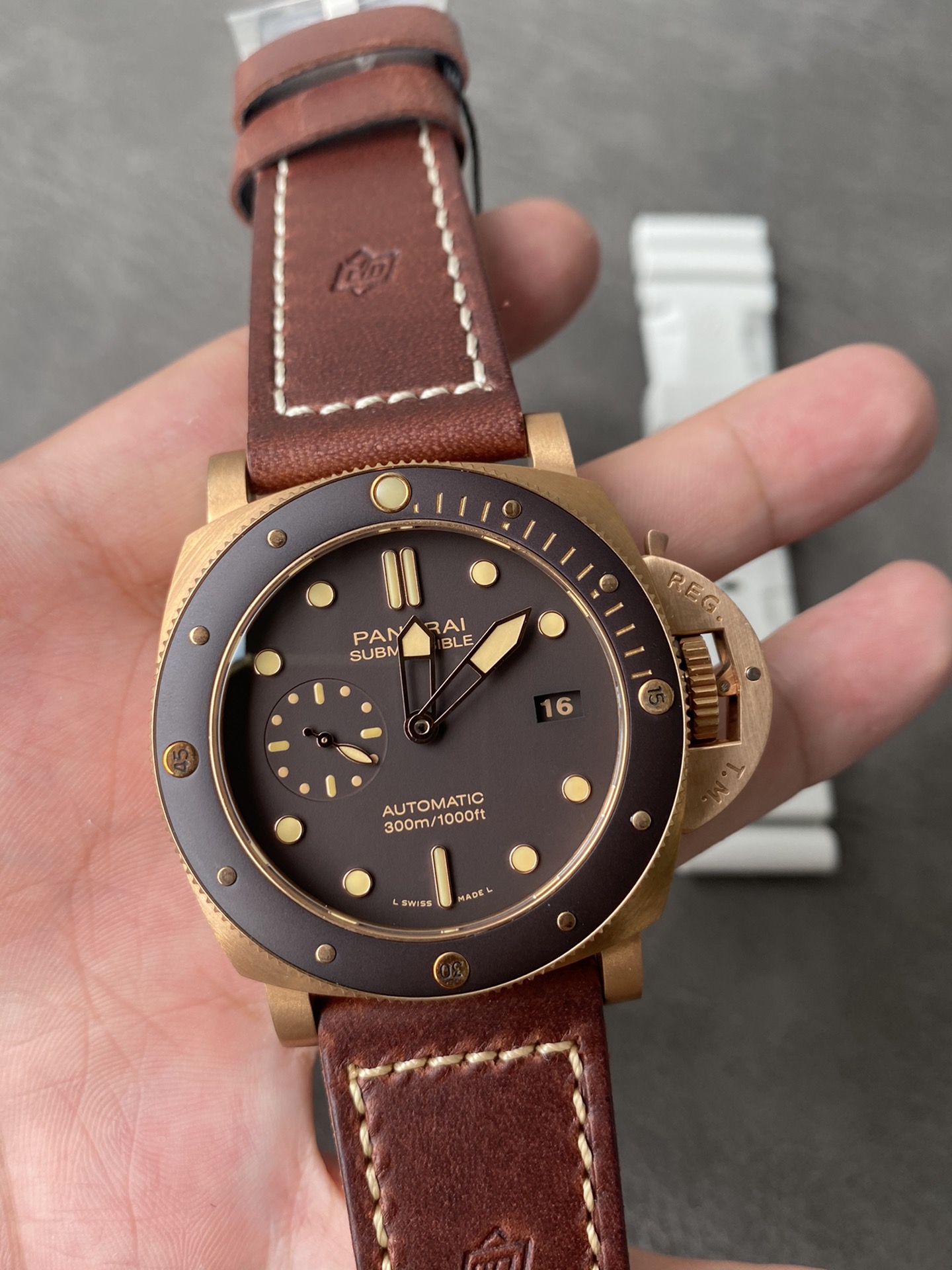 Super Clone 1:1 Panerai Submersible Bronzo PAM00968 – Bronze Case / Brown Ceramic Bezel / Brown Leather Strap