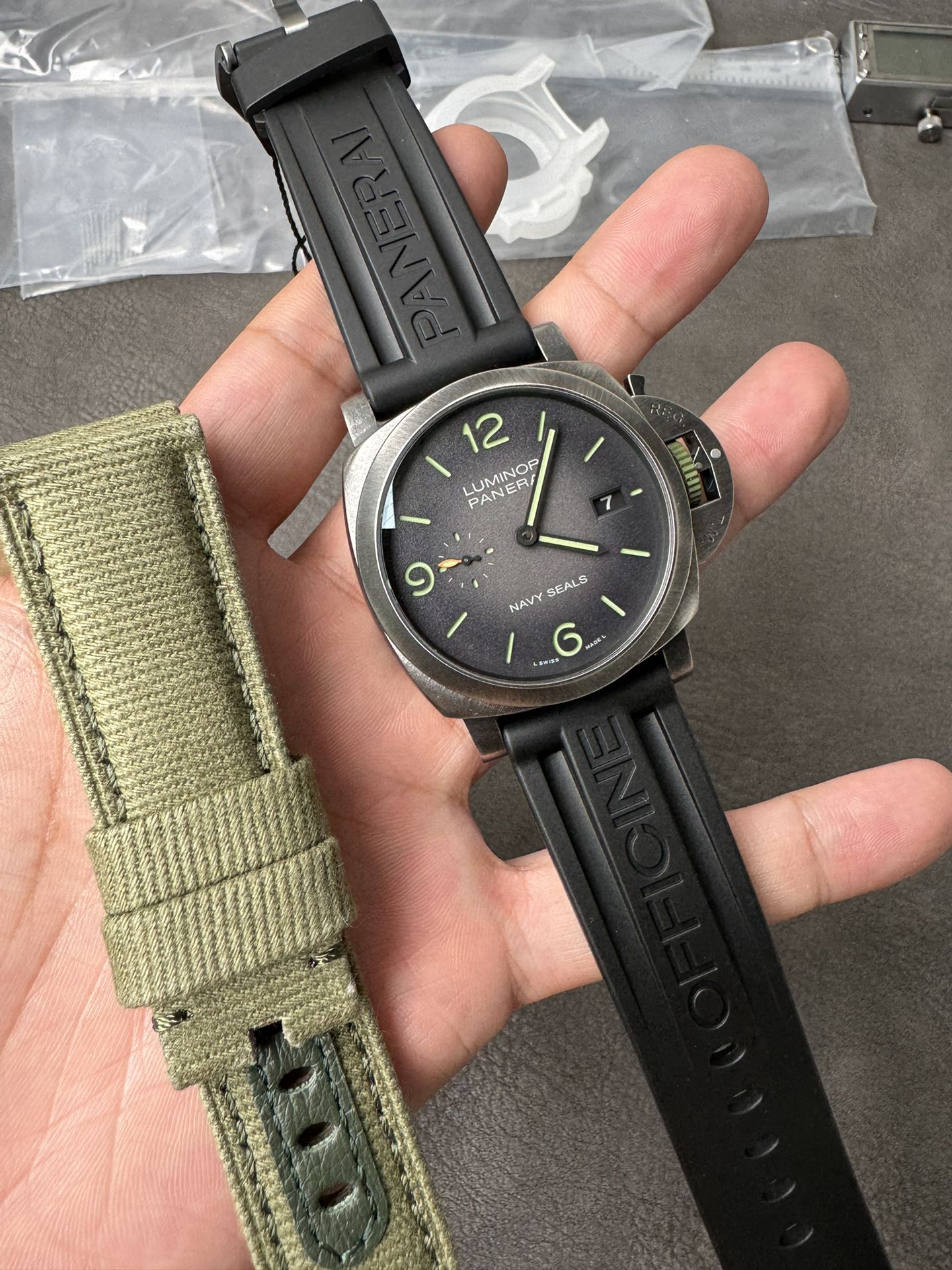 Super Clone 1:1 Panerai Luminor Marina PAM1412 – Navy SEALs Edition / 44mm / Sandblasted Case / Black Rubber Strap + Extra Strap
