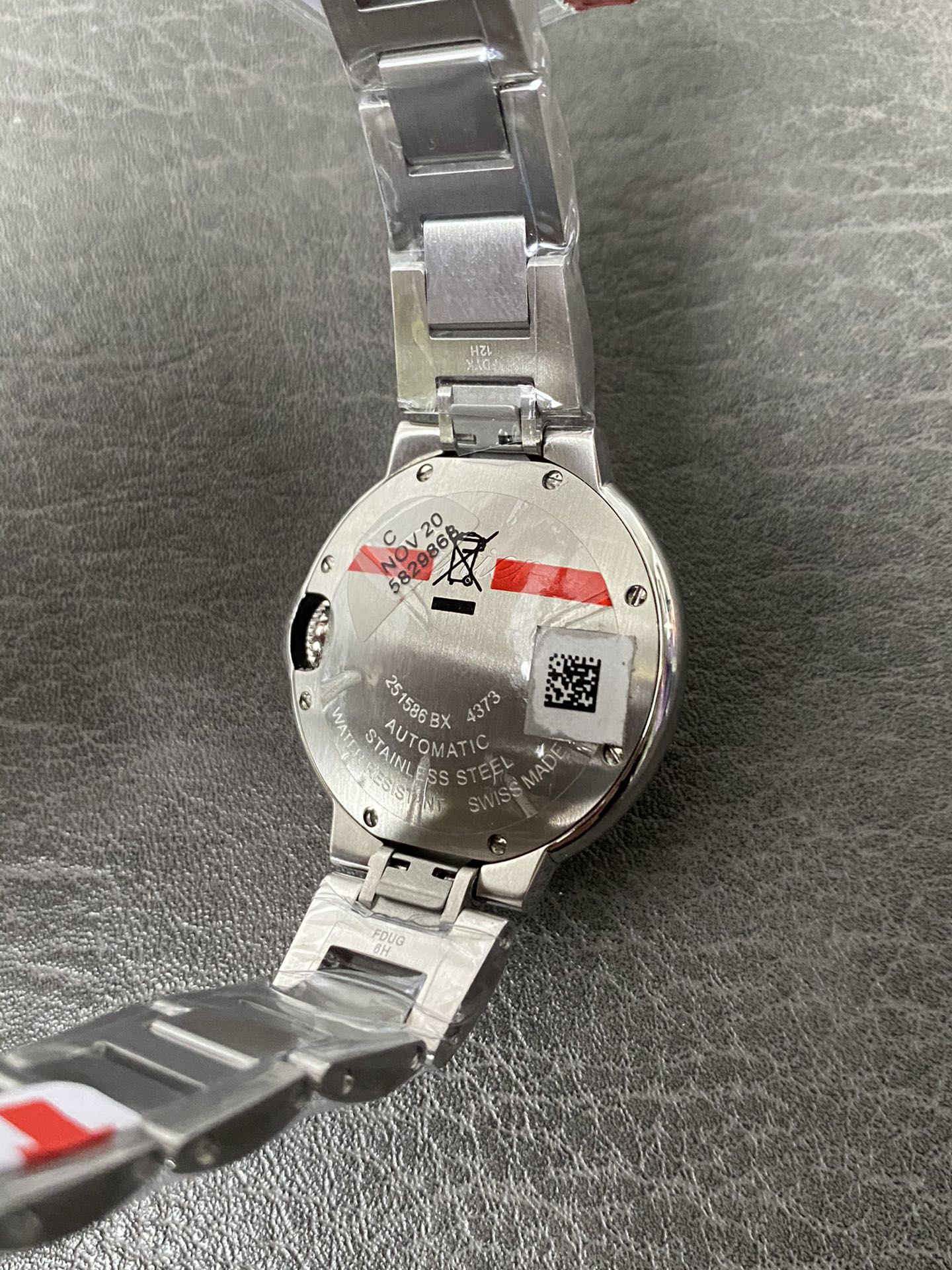 Super Clone 1:1 Cartier Ballon Bleu 33mm / Silver Dial / Roman Numerals / Steel Bracelet