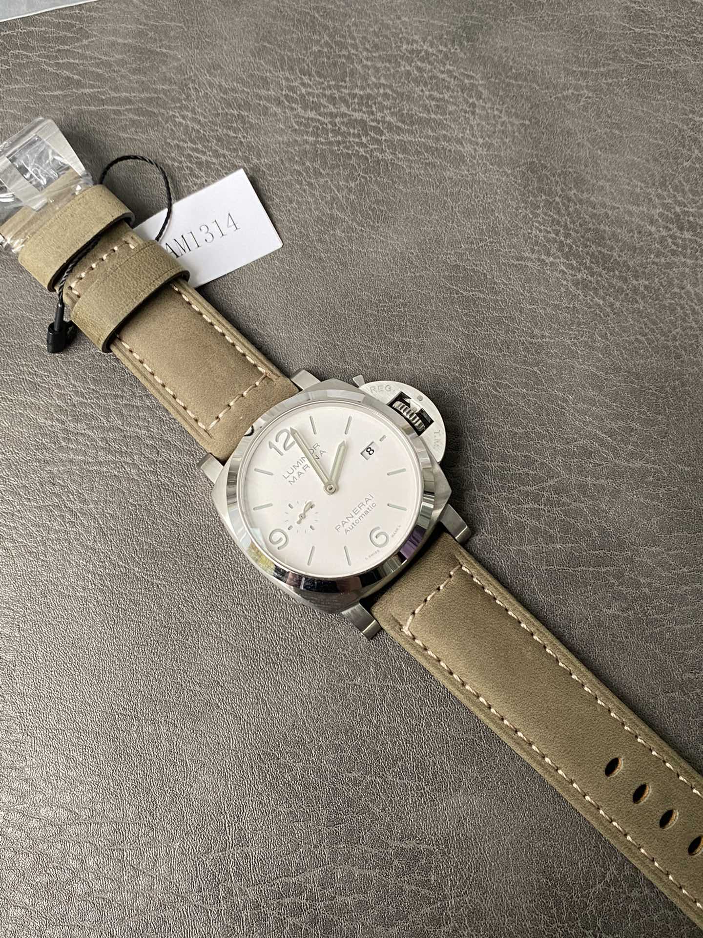 Super Clone 1:1 Panerai Luminor Marina PAM01314 – White Dial / Olive Green Strap / Stainless Steel