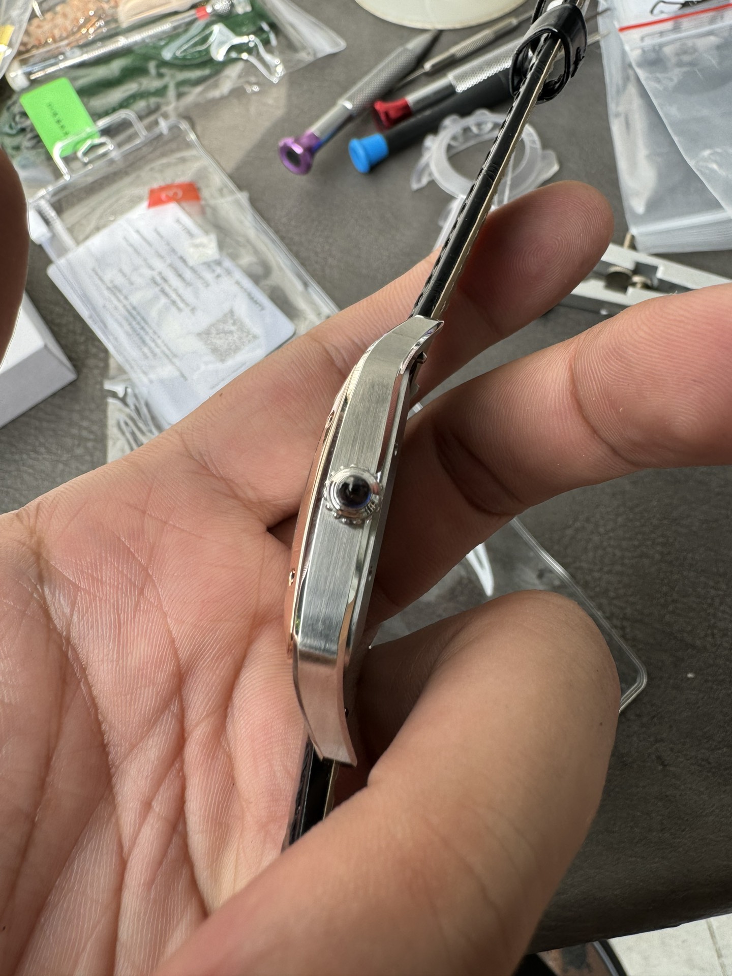 Super Clone 1:1 Cartier Santos-Dumont / Silver Sunburst Dial / Black Roman Numerals / Leather Strap