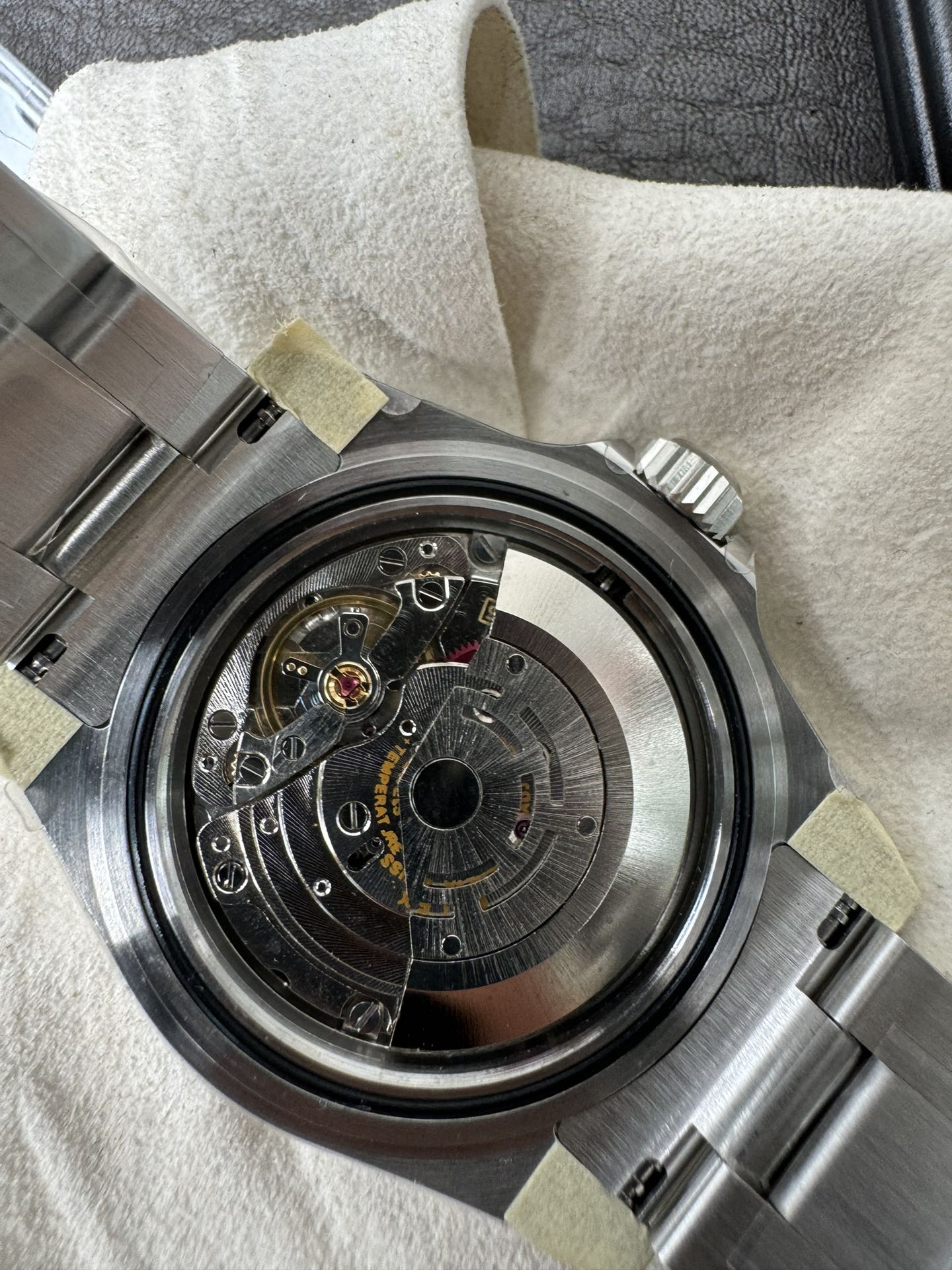 Super Clone 1:1 Rolex Submariner “Kermit” 16610LV / Green Bezel / Black Dial / Date Function / 40mm