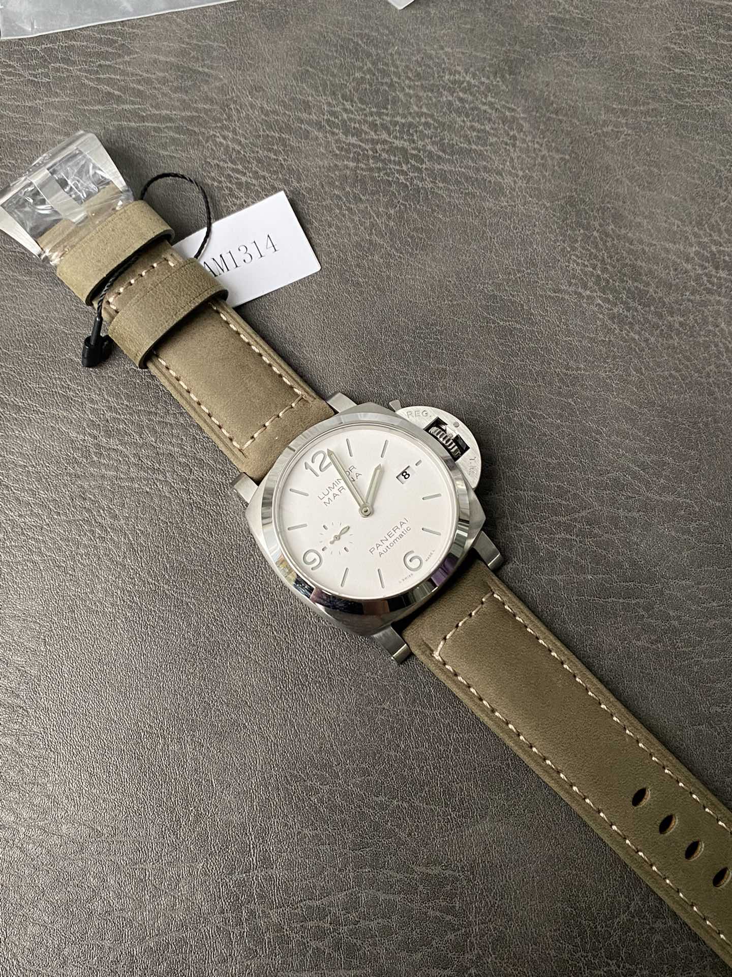 Super Clone 1:1 Panerai Luminor Marina PAM01314 – White Dial / Olive Green Strap / Stainless Steel